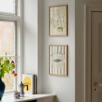 The Poster Club（ポスタークラブ）は、デンマーク・コペンハーゲンを拠点とするオンラインショップで、北欧デザインの高品質なポスターやアートプリントを専門に取り扱っています。新進気鋭の若手アーティストから世界的に活躍する作家まで、多彩なラインナップが魅力。北欧のライフスタイル、ファッション、インテリアデザインのトレンドを取り入れたミニマルで洗練された作品は、シンプルで上質な空間に自然と溶け込みます。ナチュラルインテリアや韓国風の部屋づくり、和モダンテイストにも調和し、アートを取り入れた暮らしを提案。世界中のインテリア雑誌やデザインメディアにも多数掲載されており、感度の高いユーザーからも厚い信頼を集めています。The Poster Clubは、アートプリントを通して日常に美とインスピレーションを届ける、北欧インテリア好きにおすすめのブランドです。