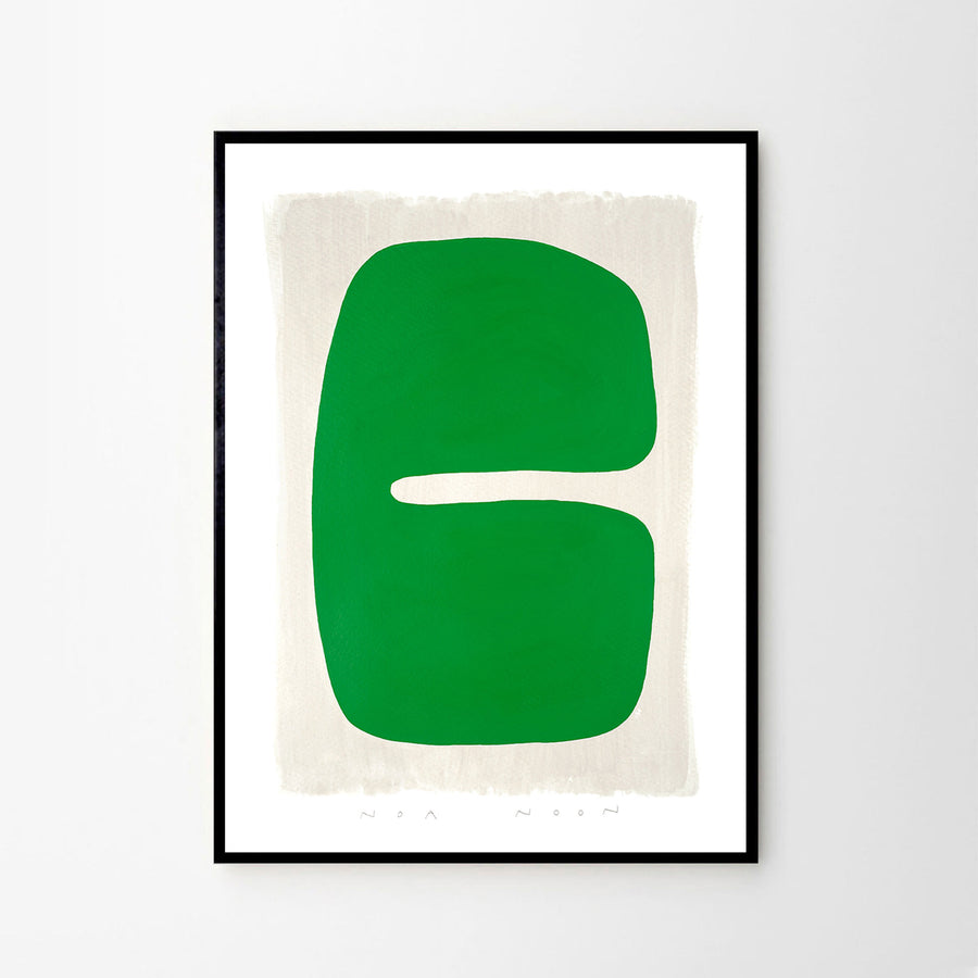 The Poster Club（ポスタークラブ）は、デンマーク・コペンハーゲンを拠点とするオンラインショップで、北欧デザインの高品質なポスターやアートプリントを専門に取り扱っています。新進気鋭の若手アーティストから世界的に活躍する作家まで、多彩なラインナップが魅力。北欧のライフスタイル、ファッション、インテリアデザインのトレンドを取り入れたミニマルで洗練された作品は、シンプルで上質な空間に自然と溶け込みます。ナチュラルインテリアや韓国風の部屋づくり、和モダンテイストにも調和し、アートを取り入れた暮らしを提案。世界中のインテリア雑誌やデザインメディアにも多数掲載されており、感度の高いユーザーからも厚い信頼を集めています。The Poster Clubは、アートプリントを通して日常に美とインスピレーションを届ける、北欧インテリア好きにおすすめのブランドです。