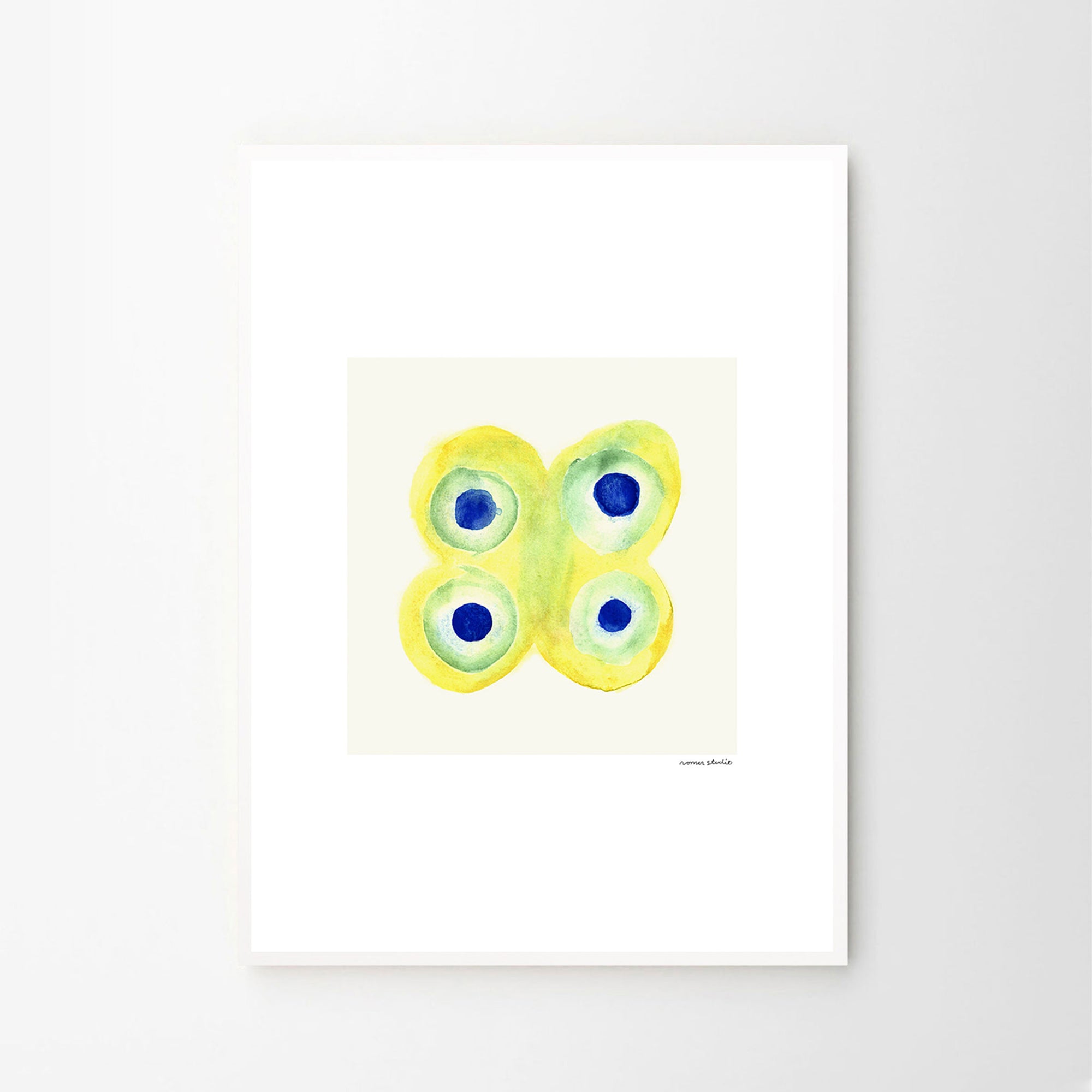 The Poster Club（ポスタークラブ）は、デンマーク・コペンハーゲンを拠点とするオンラインショップで、北欧デザインの高品質なポスターやアートプリントを専門に取り扱っています。新進気鋭の若手アーティストから世界的に活躍する作家まで、多彩なラインナップが魅力。北欧のライフスタイル、ファッション、インテリアデザインのトレンドを取り入れたミニマルで洗練された作品は、シンプルで上質な空間に自然と溶け込みます。ナチュラルインテリアや韓国風の部屋づくり、和モダンテイストにも調和し、アートを取り入れた暮らしを提案。世界中のインテリア雑誌やデザインメディアにも多数掲載されており、感度の高いユーザーからも厚い信頼を集めています。The Poster Clubは、アートプリントを通して日常に美とインスピレーションを届ける、北欧インテリア好きにおすすめのブランドです。