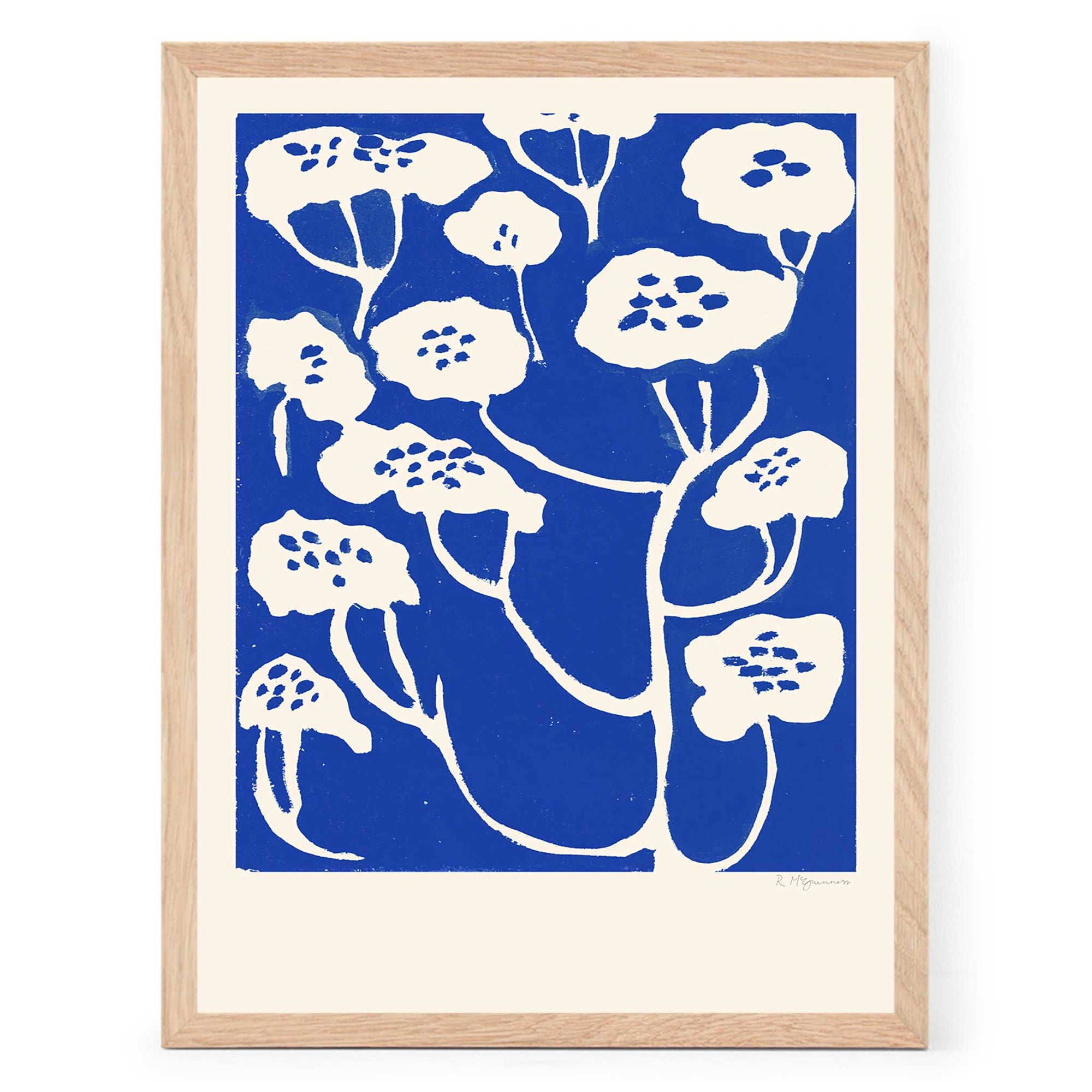 The Poster Club（ポスタークラブ）は、デンマーク・コペンハーゲンを拠点とするオンラインショップで、北欧デザインの高品質なポスターやアートプリントを専門に取り扱っています。新進気鋭の若手アーティストから世界的に活躍する作家まで、多彩なラインナップが魅力。北欧のライフスタイル、ファッション、インテリアデザインのトレンドを取り入れたミニマルで洗練された作品は、シンプルで上質な空間に自然と溶け込みます。ナチュラルインテリアや韓国風の部屋づくり、和モダンテイストにも調和し、アートを取り入れた暮らしを提案。世界中のインテリア雑誌やデザインメディアにも多数掲載されており、感度の高いユーザーからも厚い信頼を集めています。The Poster Clubは、アートプリントを通して日常に美とインスピレーションを届ける、北欧インテリア好きにおすすめのブランドです。