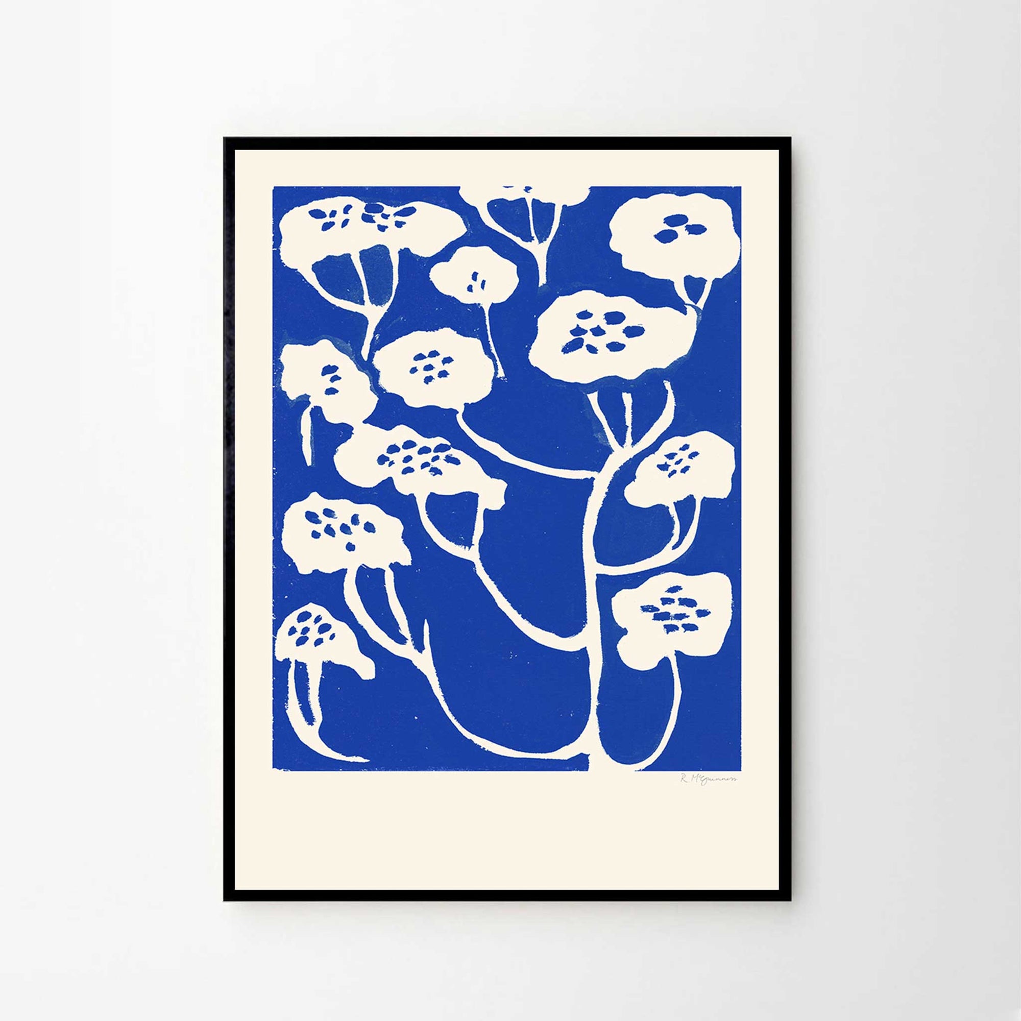 The Poster Club（ポスタークラブ）は、デンマーク・コペンハーゲンを拠点とするオンラインショップで、北欧デザインの高品質なポスターやアートプリントを専門に取り扱っています。新進気鋭の若手アーティストから世界的に活躍する作家まで、多彩なラインナップが魅力。北欧のライフスタイル、ファッション、インテリアデザインのトレンドを取り入れたミニマルで洗練された作品は、シンプルで上質な空間に自然と溶け込みます。ナチュラルインテリアや韓国風の部屋づくり、和モダンテイストにも調和し、アートを取り入れた暮らしを提案。世界中のインテリア雑誌やデザインメディアにも多数掲載されており、感度の高いユーザーからも厚い信頼を集めています。The Poster Clubは、アートプリントを通して日常に美とインスピレーションを届ける、北欧インテリア好きにおすすめのブランドです。