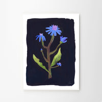 The Poster Club（ポスタークラブ）は、デンマーク・コペンハーゲンを拠点とするオンラインショップで、北欧デザインの高品質なポスターやアートプリントを専門に取り扱っています。新進気鋭の若手アーティストから世界的に活躍する作家まで、多彩なラインナップが魅力。北欧のライフスタイル、ファッション、インテリアデザインのトレンドを取り入れたミニマルで洗練された作品は、シンプルで上質な空間に自然と溶け込みます。ナチュラルインテリアや韓国風の部屋づくり、和モダンテイストにも調和し、アートを取り入れた暮らしを提案。世界中のインテリア雑誌やデザインメディアにも多数掲載されており、感度の高いユーザーからも厚い信頼を集めています。The Poster Clubは、アートプリントを通して日常に美とインスピレーションを届ける、北欧インテリア好きにおすすめのブランドです。