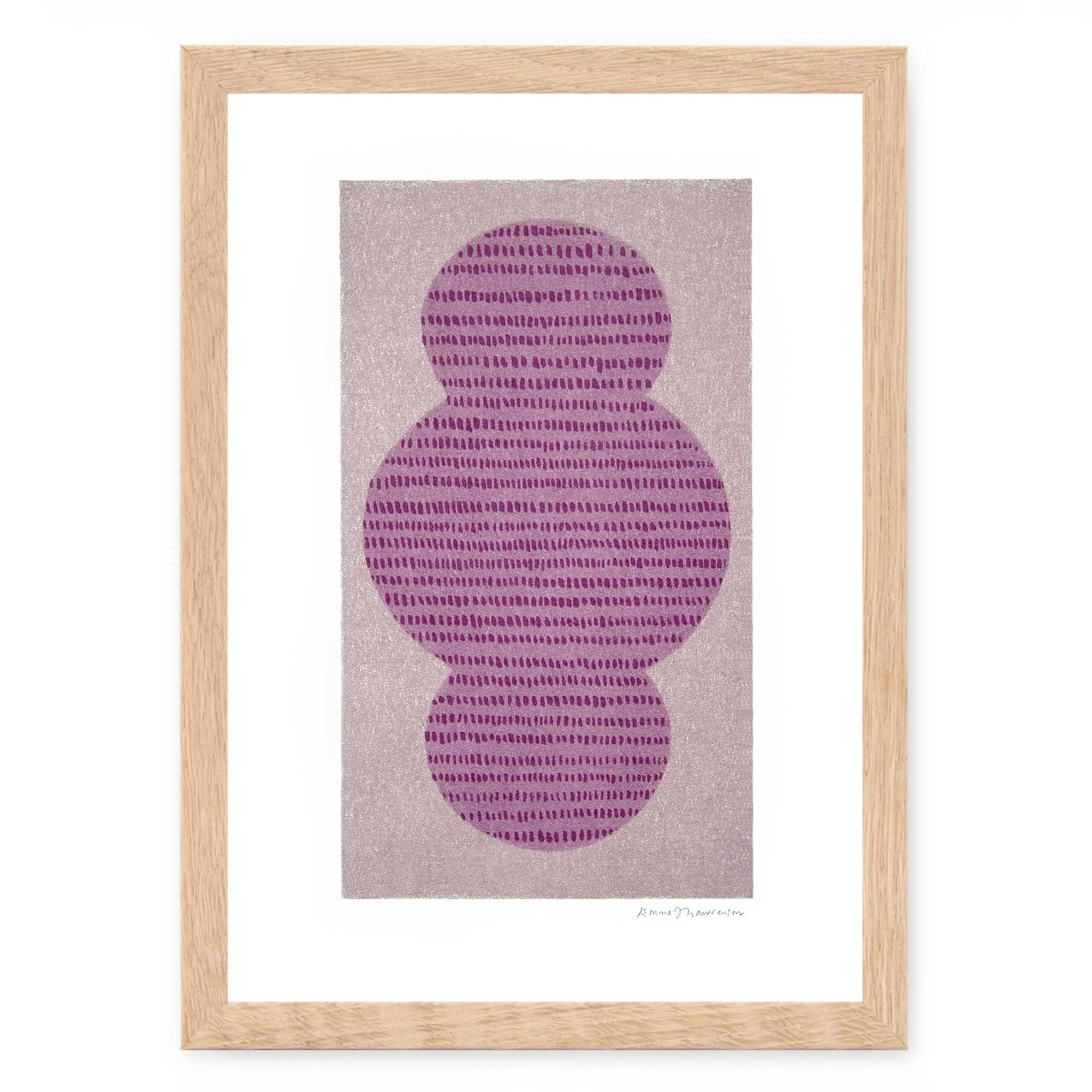 The Poster Club（ポスタークラブ）は、デンマーク・コペンハーゲンを拠点とするオンラインショップで、北欧デザインの高品質なポスターやアートプリントを専門に取り扱っています。新進気鋭の若手アーティストから世界的に活躍する作家まで、多彩なラインナップが魅力。北欧のライフスタイル、ファッション、インテリアデザインのトレンドを取り入れたミニマルで洗練された作品は、シンプルで上質な空間に自然と溶け込みます。ナチュラルインテリアや韓国風の部屋づくり、和モダンテイストにも調和し、アートを取り入れた暮らしを提案。世界中のインテリア雑誌やデザインメディアにも多数掲載されており、感度の高いユーザーからも厚い信頼を集めています。The Poster Clubは、アートプリントを通して日常に美とインスピレーションを届ける、北欧インテリア好きにおすすめのブランドです。