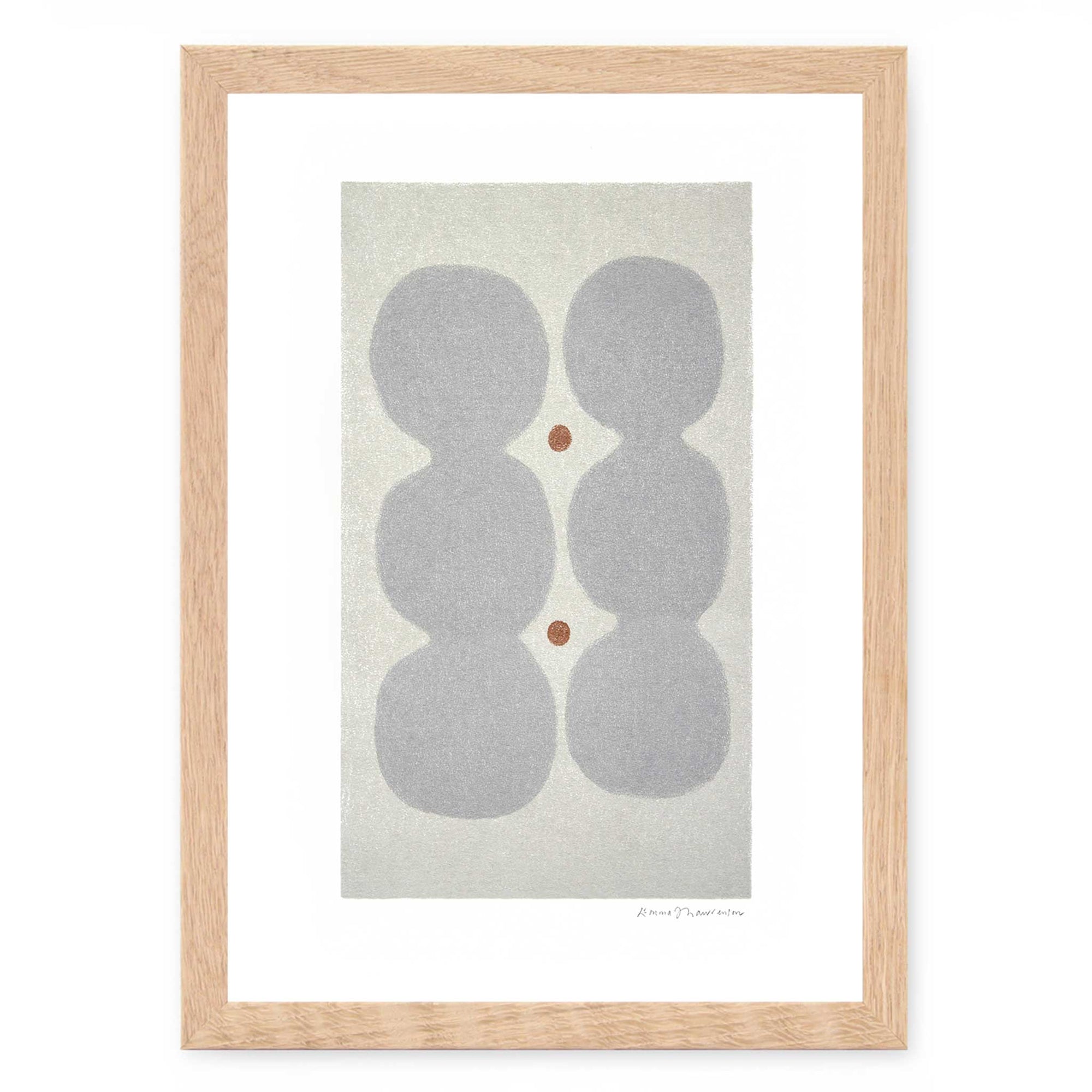 The Poster Club（ポスタークラブ）は、デンマーク・コペンハーゲンを拠点とするオンラインショップで、北欧デザインの高品質なポスターやアートプリントを専門に取り扱っています。新進気鋭の若手アーティストから世界的に活躍する作家まで、多彩なラインナップが魅力。北欧のライフスタイル、ファッション、インテリアデザインのトレンドを取り入れたミニマルで洗練された作品は、シンプルで上質な空間に自然と溶け込みます。ナチュラルインテリアや韓国風の部屋づくり、和モダンテイストにも調和し、アートを取り入れた暮らしを提案。世界中のインテリア雑誌やデザインメディアにも多数掲載されており、感度の高いユーザーからも厚い信頼を集めています。The Poster Clubは、アートプリントを通して日常に美とインスピレーションを届ける、北欧インテリア好きにおすすめのブランドです。