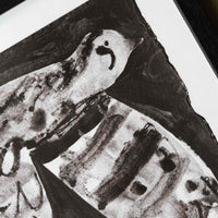 The Poster Club（ポスタークラブ）は、デンマーク・コペンハーゲンを拠点とするオンラインショップで、北欧デザインの高品質なポスターやアートプリントを専門に取り扱っています。新進気鋭の若手アーティストから世界的に活躍する作家まで、多彩なラインナップが魅力。北欧のライフスタイル、ファッション、インテリアデザインのトレンドを取り入れたミニマルで洗練された作品は、シンプルで上質な空間に自然と溶け込みます。ナチュラルインテリアや韓国風の部屋づくり、和モダンテイストにも調和し、アートを取り入れた暮らしを提案。世界中のインテリア雑誌やデザインメディアにも多数掲載されており、感度の高いユーザーからも厚い信頼を集めています。The Poster Clubは、アートプリントを通して日常に美とインスピレーションを届ける、北欧インテリア好きにおすすめのブランドです。