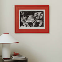 The Poster Club（ポスタークラブ）は、デンマーク・コペンハーゲンを拠点とするオンラインショップで、北欧デザインの高品質なポスターやアートプリントを専門に取り扱っています。新進気鋭の若手アーティストから世界的に活躍する作家まで、多彩なラインナップが魅力。北欧のライフスタイル、ファッション、インテリアデザインのトレンドを取り入れたミニマルで洗練された作品は、シンプルで上質な空間に自然と溶け込みます。ナチュラルインテリアや韓国風の部屋づくり、和モダンテイストにも調和し、アートを取り入れた暮らしを提案。世界中のインテリア雑誌やデザインメディアにも多数掲載されており、感度の高いユーザーからも厚い信頼を集めています。The Poster Clubは、アートプリントを通して日常に美とインスピレーションを届ける、北欧インテリア好きにおすすめのブランドです。