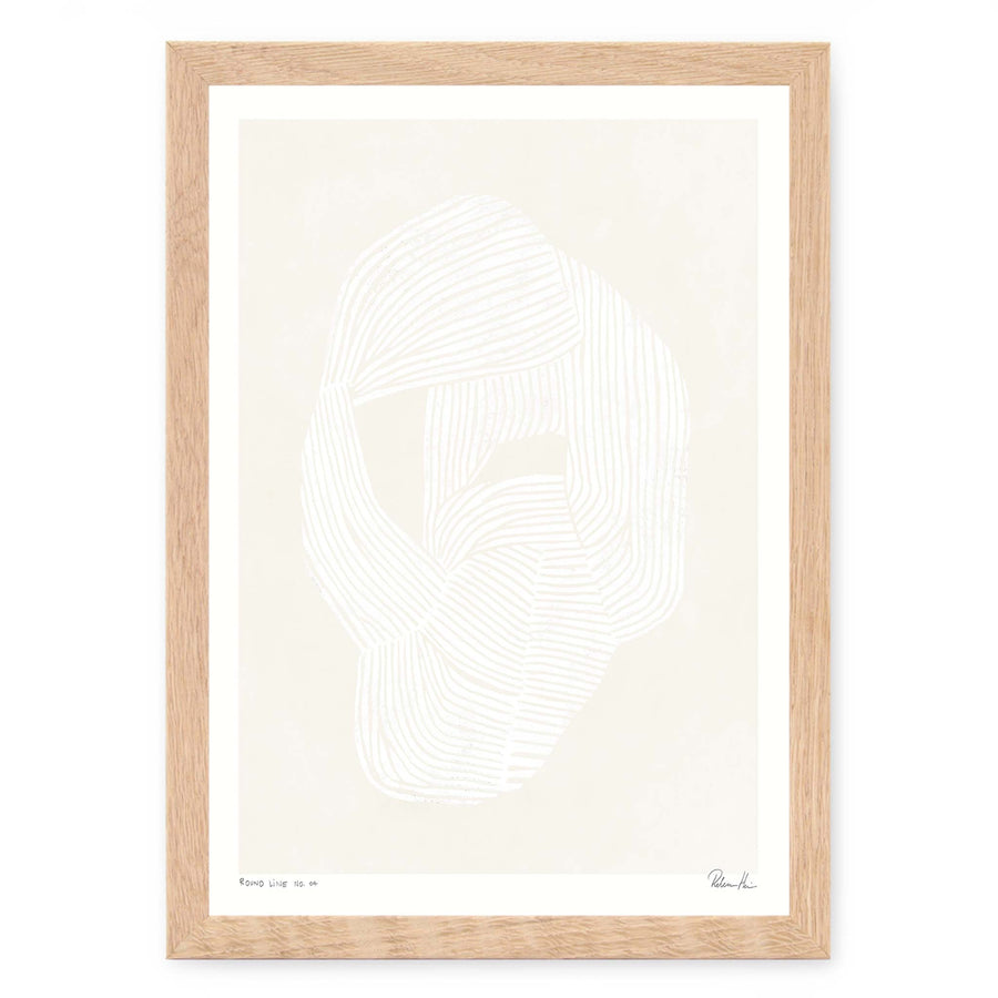 The Poster Club（ポスタークラブ）は、デンマーク・コペンハーゲンを拠点とするオンラインショップで、北欧デザインの高品質なポスターやアートプリントを専門に取り扱っています。新進気鋭の若手アーティストから世界的に活躍する作家まで、多彩なラインナップが魅力。北欧のライフスタイル、ファッション、インテリアデザインのトレンドを取り入れたミニマルで洗練された作品は、シンプルで上質な空間に自然と溶け込みます。ナチュラルインテリアや韓国風の部屋づくり、和モダンテイストにも調和し、アートを取り入れた暮らしを提案。世界中のインテリア雑誌やデザインメディアにも多数掲載されており、感度の高いユーザーからも厚い信頼を集めています。The Poster Clubは、アートプリントを通して日常に美とインスピレーションを届ける、北欧インテリア好きにおすすめのブランドです。