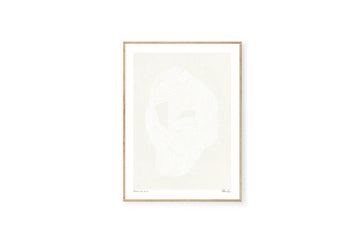 The Poster Club（ポスタークラブ）は、デンマーク・コペンハーゲンを拠点とするオンラインショップで、北欧デザインの高品質なポスターやアートプリントを専門に取り扱っています。新進気鋭の若手アーティストから世界的に活躍する作家まで、多彩なラインナップが魅力。北欧のライフスタイル、ファッション、インテリアデザインのトレンドを取り入れたミニマルで洗練された作品は、シンプルで上質な空間に自然と溶け込みます。ナチュラルインテリアや韓国風の部屋づくり、和モダンテイストにも調和し、アートを取り入れた暮らしを提案。世界中のインテリア雑誌やデザインメディアにも多数掲載されており、感度の高いユーザーからも厚い信頼を集めています。The Poster Clubは、アートプリントを通して日常に美とインスピレーションを届ける、北欧インテリア好きにおすすめのブランドです。