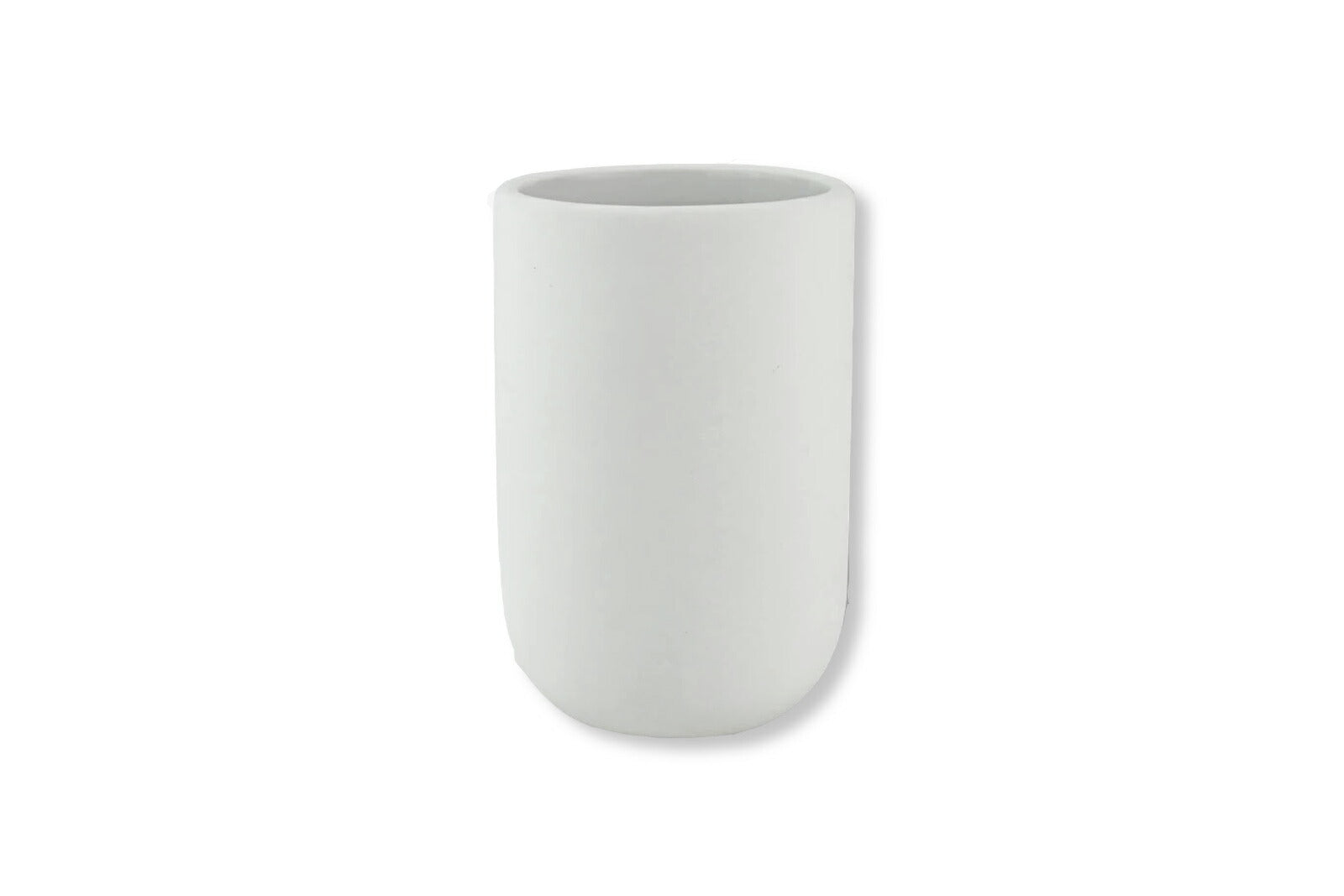 MetteDitmerは20年以上にわたり、バスルームとベッドルームのアイコニックなアクセサリーとホームテキスタイルを提供してきました。この2つの部屋に焦点を当てたのはそれがMetteDitmer自身のオアシスであり幸福な生活をおくる上で最重要と考えたからです。細部にまでこだわり、スカンジナビアンの色やグラフィックにクラシックデザインを取り入れた素晴らしい製品を見ることができます。