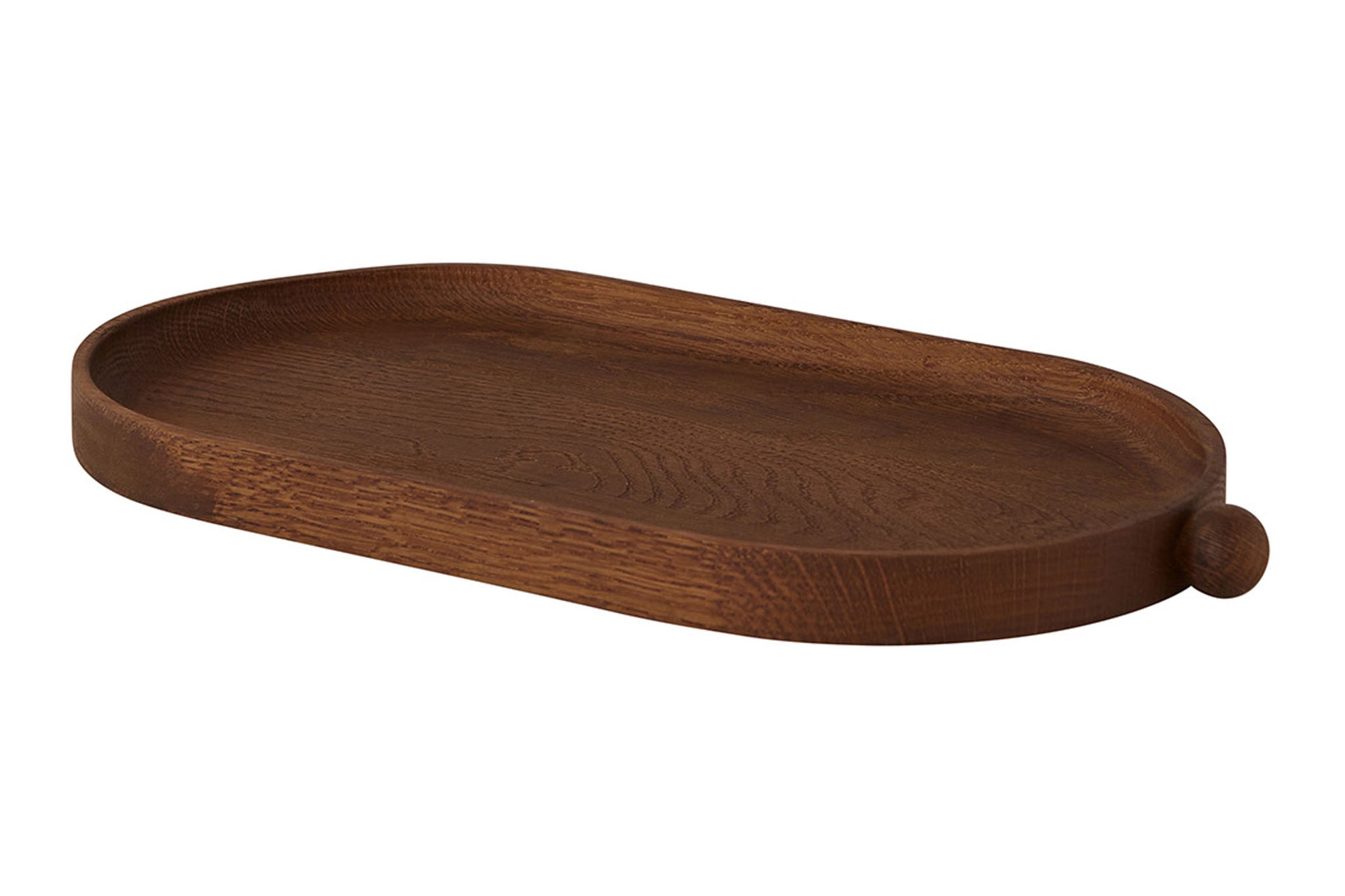 OYOY Living Designは、デンマークのデザイナーLotte Fynboeによって2012年に設立されました。子供、大人、そして彼らが住む家のためのホームアクセサリーを提供するデンマークで最も優れたブランドになることをポリシーとしています。伝統的なスカンジナビアのデザインに影響を受けた製品は、クラシックで機能的、ユニークなディテールと魅力的なカラーが特徴的です。