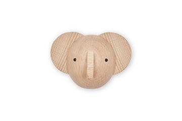 OYOYLivingDesignは、デンマークのデザイナーLotteFynboeによって2012年に設立されました。子供、大人、そして彼らが住む家のためのホームアクセサリーを提供するデンマークで最も優れたブランドになることをポリシーとしています。伝統的なスカンジナビアのデザインに影響を受けた製品は、クラシックで機能的、ユニークなディテールと魅力的なカラーが特徴的です。