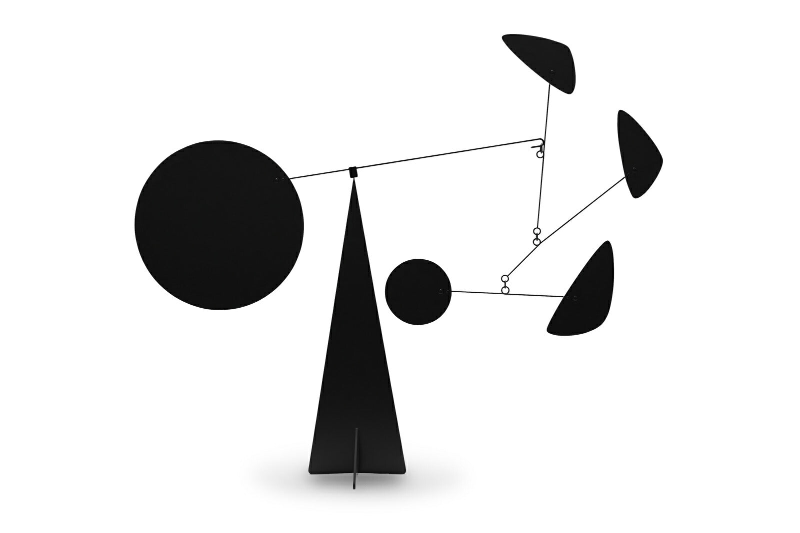 Volta Mobiles（ヴォルタ・モビール）は、2015年にフランス・パリで誕生したアートモビール専門ブランドです。ミッドセンチュリーの芸術や建築からインスピレーションを受けたデザインは、シンプルでありながら空間に躍動感と詩的な美しさをもたらします。ブランド創設後、アトリエはスペイン・バルセロナへと移り、すべての製品が職人の手作業で製造されています。熟練した職人の手によりひとつひとつ丁寧に組み立てられ、軽量なアルミニウムやスチールなどの高品質素材を使用。カラーリングも美しく、リビングや寝室、子供部屋、オフィスなど、幅広いインテリアに調和します。アートとしての価値と機能美を兼ね備えたVoltaのモビールは、北欧インテリアやナチュラルモダンを好む方におすすめのデザイン雑貨です。おしゃれな空間演出やギフトにも最適な逸品で、おしゃれなインテリア雑貨として、また贈り物や新築祝いにも人気の高いプロダクトです。