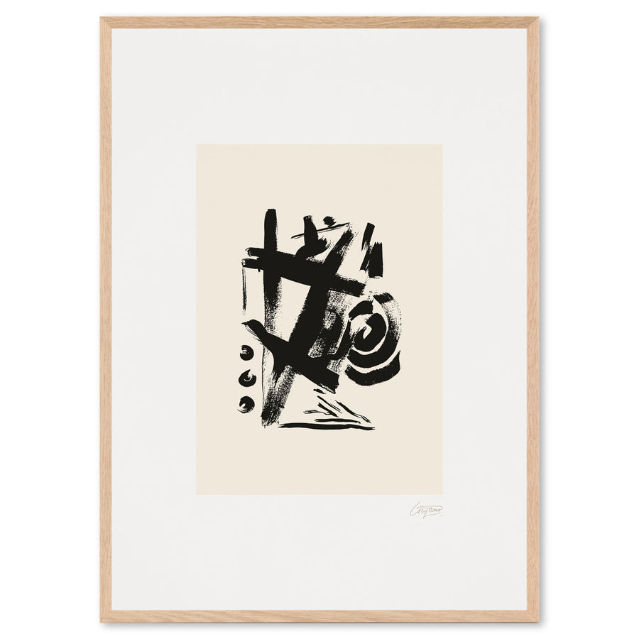 Alium（アリウム）は、デンマーク・コペンハーゲン発のアートとインテリアの融合を目指すポスターブランドかつギャラリーです。2010年代半ばにThe Poster Club創業者トーマスニッセン氏らによって設立され、歴史あるフレデリクスベルク市庁舎横の建物を拠点に、限定アート作品とオブジェを展示・販売しています。カラーや構図にこだわったポスターは、北欧的なスローライフや自然美を背景としつつ、無機質でミニマルな空間にも調和します。クラフトマンシップとデザイン性を重視し、アーティストとの協働によるオリジナリティ溢れる作品を通じて、「暮らしを美と創造性で豊かにする」姿勢を訴求しています。ギャラリーでは巡回展やアートイベントを定期開催し、既成のインテリア領域に留まらない文化的な体験の場を提供。ポスターという商材を媒介にしながらも、生活空間とアート空間の垣根を解き、個々の感性に触発を与えることをミッションとしています。