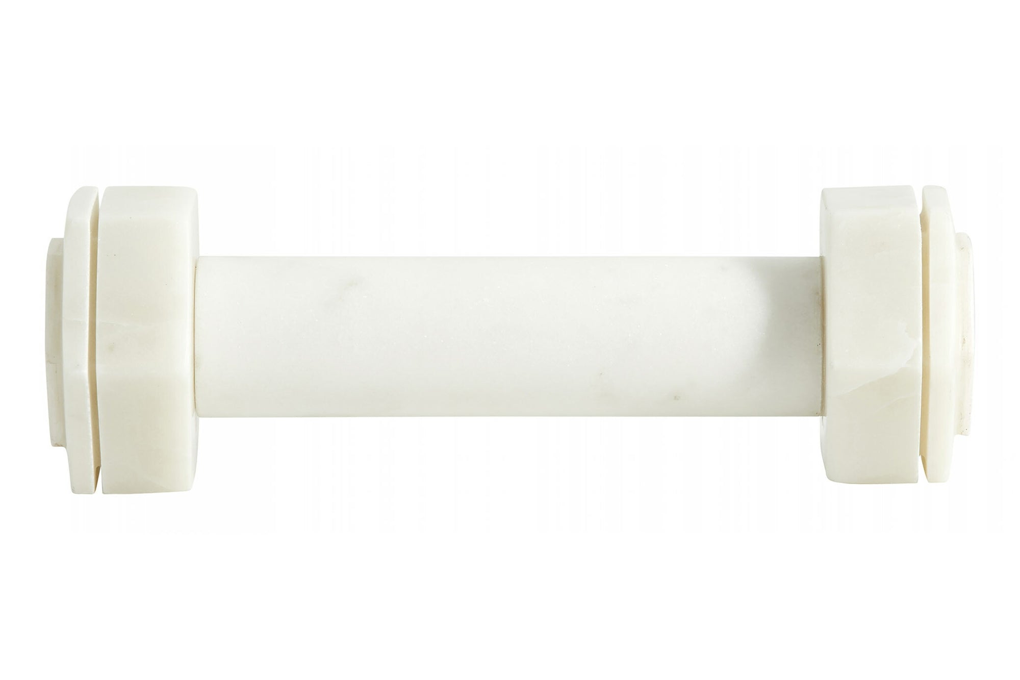 Nordalは、デンマークで1991年に設立されたファミリー経営のインテリアブランドで、北欧の機能美と東洋のスピリチュアルな美意識を融合させたユニークなスタイルで知られています。伝統的な北欧デザインのシンプルさをベースに、インドをはじめとする異国の文化や素材からインスピレーションを得た、温かみと個性にあふれるコレクションを展開しています。いずれも独自性のあるディテールと職人技が光るアイテムばかり。特に、アイアンやウッド、真鍮などを用いた無骨で温もりある質感が特徴で、ナチュラルかつエッジの効いた空間演出が可能です。「人とは違うものを選びたい」「個性的で洗練された暮らしを楽しみたい」といった感度の高いユーザーに選ばれており、注目を集めています。単なる装飾品ではなく、暮らしに深みをもたらすデザインを提案するブランド、それがNordalです。