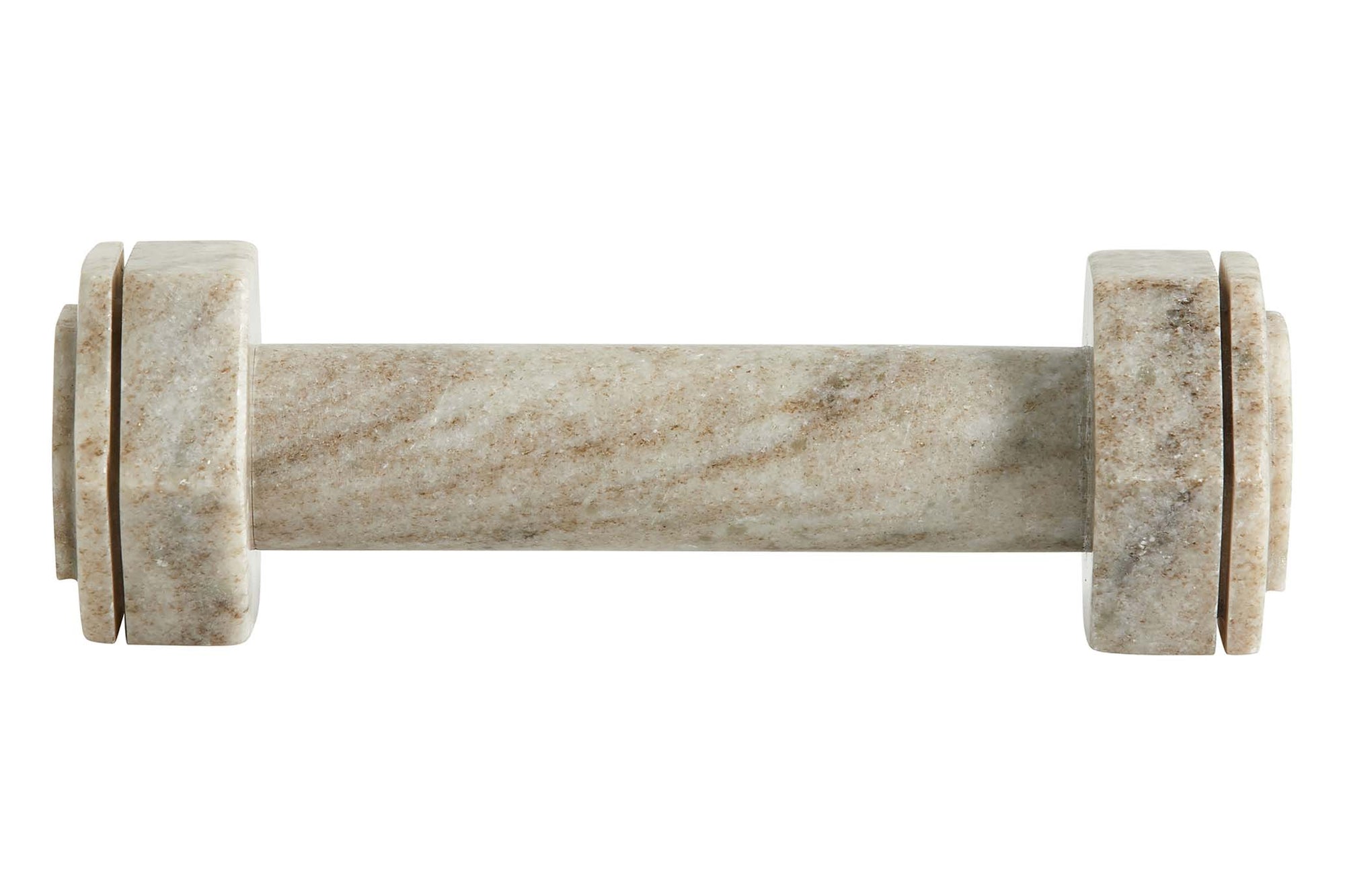 Nordalは、デンマークで1991年に設立されたファミリー経営のインテリアブランドで、北欧の機能美と東洋のスピリチュアルな美意識を融合させたユニークなスタイルで知られています。伝統的な北欧デザインのシンプルさをベースに、インドをはじめとする異国の文化や素材からインスピレーションを得た、温かみと個性にあふれるコレクションを展開しています。いずれも独自性のあるディテールと職人技が光るアイテムばかり。特に、アイアンやウッド、真鍮などを用いた無骨で温もりある質感が特徴で、ナチュラルかつエッジの効いた空間演出が可能です。「人とは違うものを選びたい」「個性的で洗練された暮らしを楽しみたい」といった感度の高いユーザーに選ばれており、注目を集めています。単なる装飾品ではなく、暮らしに深みをもたらすデザインを提案するブランド、それがNordalです。