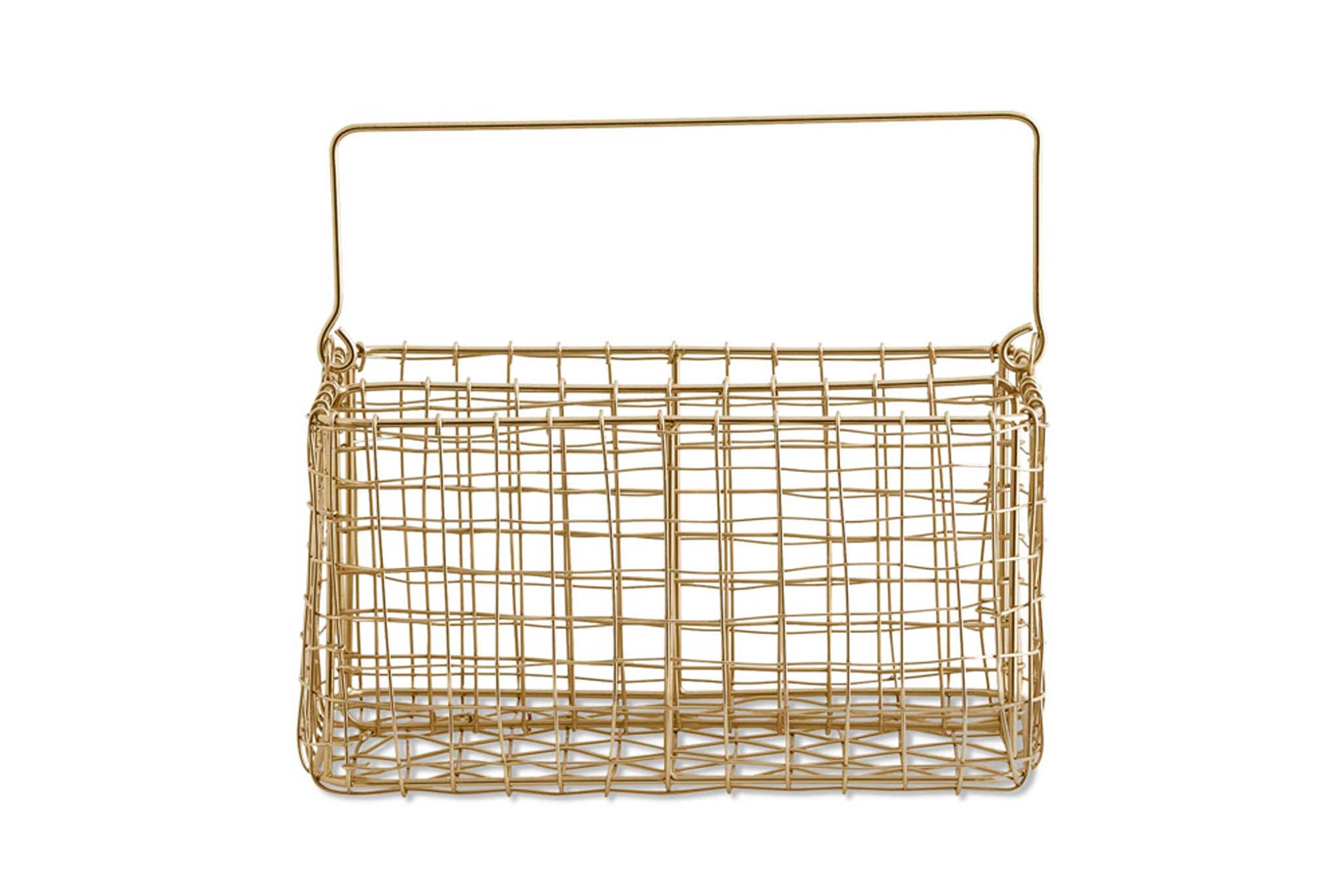 Nordalは、デンマークで1991年に設立されたファミリー経営のインテリアブランドで、北欧の機能美と東洋のスピリチュアルな美意識を融合させたユニークなスタイルで知られています。伝統的な北欧デザインのシンプルさをベースに、インドをはじめとする異国の文化や素材からインスピレーションを得た、温かみと個性にあふれるコレクションを展開しています。いずれも独自性のあるディテールと職人技が光るアイテムばかり。特に、アイアンやウッド、真鍮などを用いた無骨で温もりある質感が特徴で、ナチュラルかつエッジの効いた空間演出が可能です。「人とは違うものを選びたい」「個性的で洗練された暮らしを楽しみたい」といった感度の高いユーザーに選ばれており、注目を集めています。単なる装飾品ではなく、暮らしに深みをもたらすデザインを提案するブランド、それがNordalです。