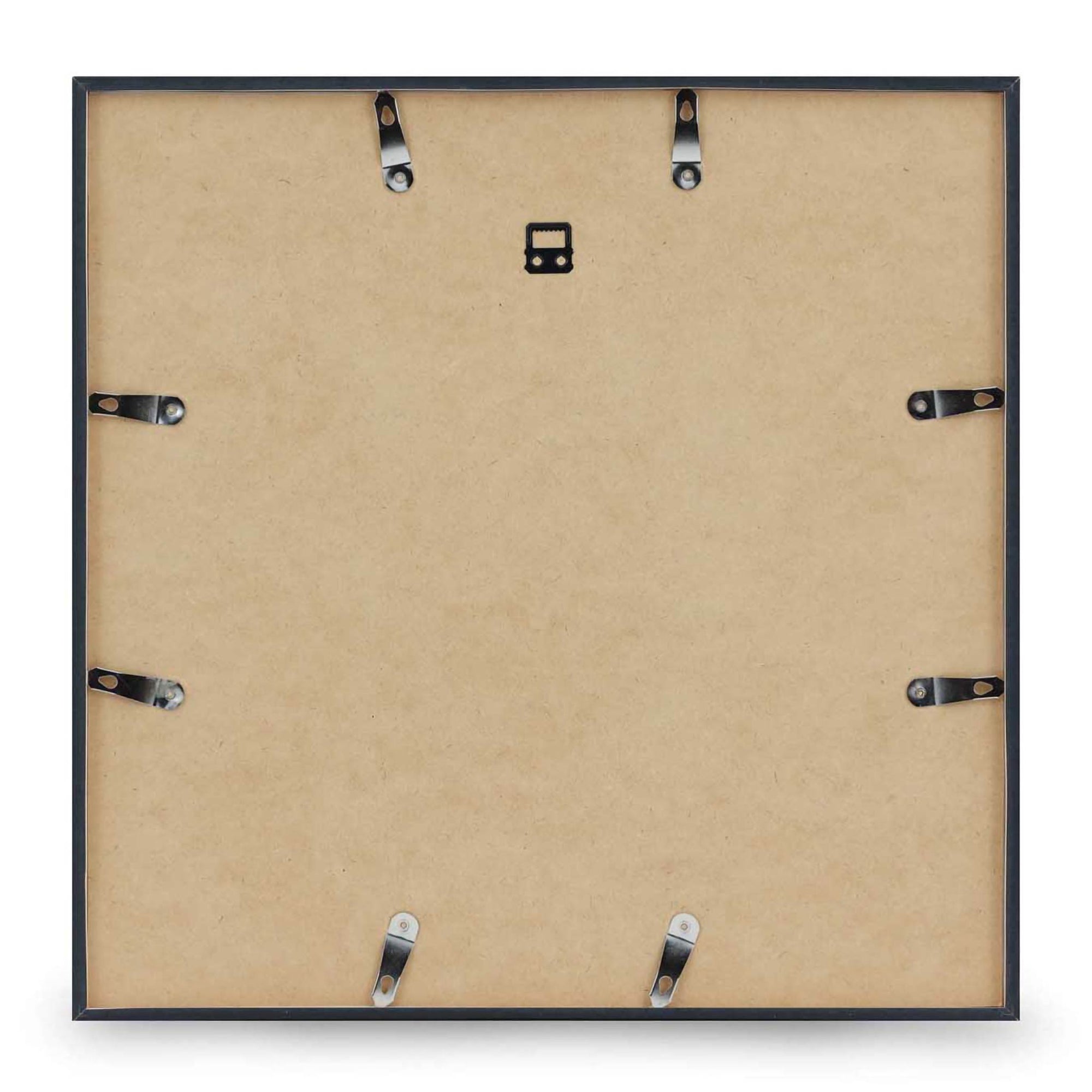 スカンジナビアのクラフトマンシップにインスパイアされた、北欧デザインの美学が息づく天然木製のポスターフレーム。温もりある無垢材と洗練されたスリムなフォルムが融合し、アートポスターや写真をすっきりと引き立てながら、空間全体に落ち着きと上質さをもたらします。上質な天然木を使用したフレームは、不透明ながらも木目の自然な表情をほのかに感じさせ、ナチュラルでありながら現代的な雰囲気も演出します。金属製のハンガーが裏面に取り付けられており、縦横どちらの向きでも壁に掛けてご使用いただけます。アルミフレームにはない自然素材ならではの豊かな質感とぬくもりは、北欧諸国でも高く評価され、定番のインテリアアイテムとして広く親しまれています。シンプルで飽きのこないデザインは、ミニマルインテリアやナチュラルテイストのお部屋にも自然に調和し、日常に木の優しさと北欧らしい上質な空気を添えてくれます。