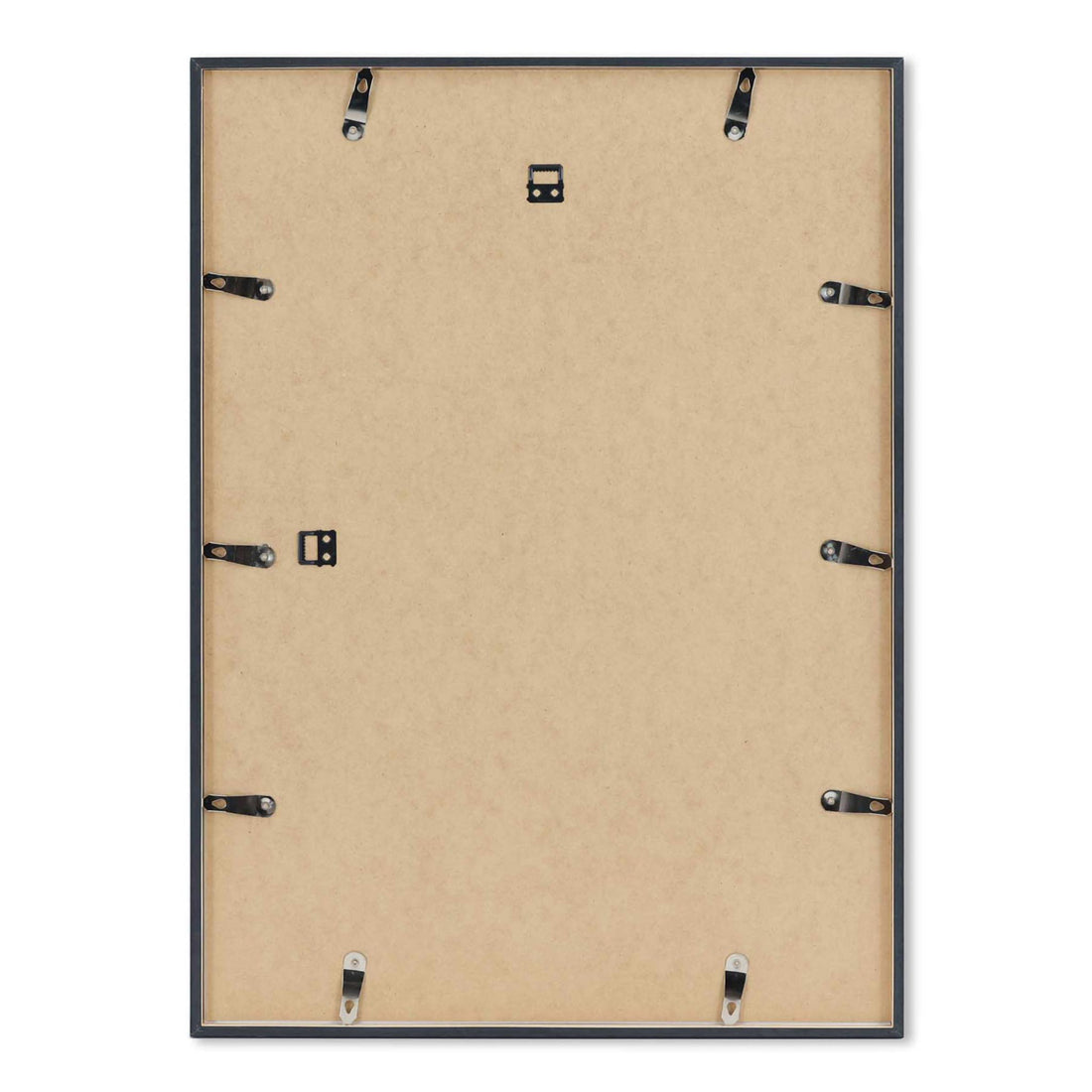 スカンジナビアのクラフトマンシップにインスパイアされた、北欧デザインの美学が息づく天然木製のポスターフレーム。温もりある無垢材と洗練されたスリムなフォルムが融合し、アートポスターや写真をすっきりと引き立てながら、空間全体に落ち着きと上質さをもたらします。上質な天然木を使用したフレームは、不透明ながらも木目の自然な表情をほのかに感じさせ、ナチュラルでありながら現代的な雰囲気も演出します。金属製のハンガーが裏面に取り付けられており、縦横どちらの向きでも壁に掛けてご使用いただけます。アルミフレームにはない自然素材ならではの豊かな質感とぬくもりは、北欧諸国でも高く評価され、定番のインテリアアイテムとして広く親しまれています。シンプルで飽きのこないデザインは、ミニマルインテリアやナチュラルテイストのお部屋にも自然に調和し、日常に木の優しさと北欧らしい上質な空気を添えてくれます。