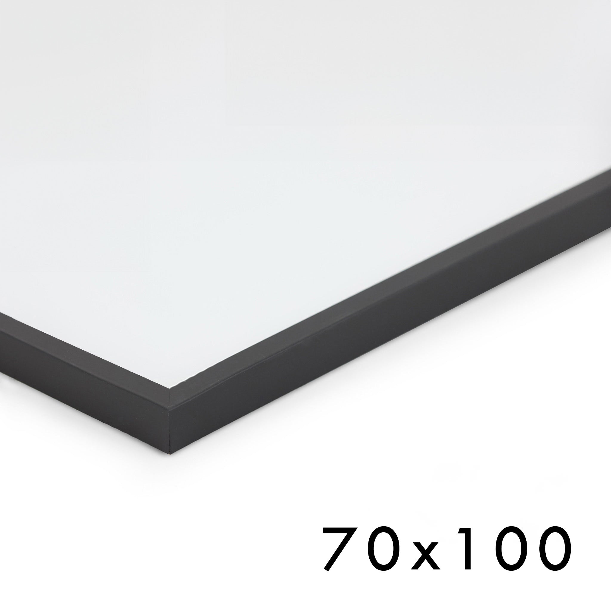 存在感抜群、70×100cmのポスターフレームで空間を演出 | CHLOROS(クロロス)