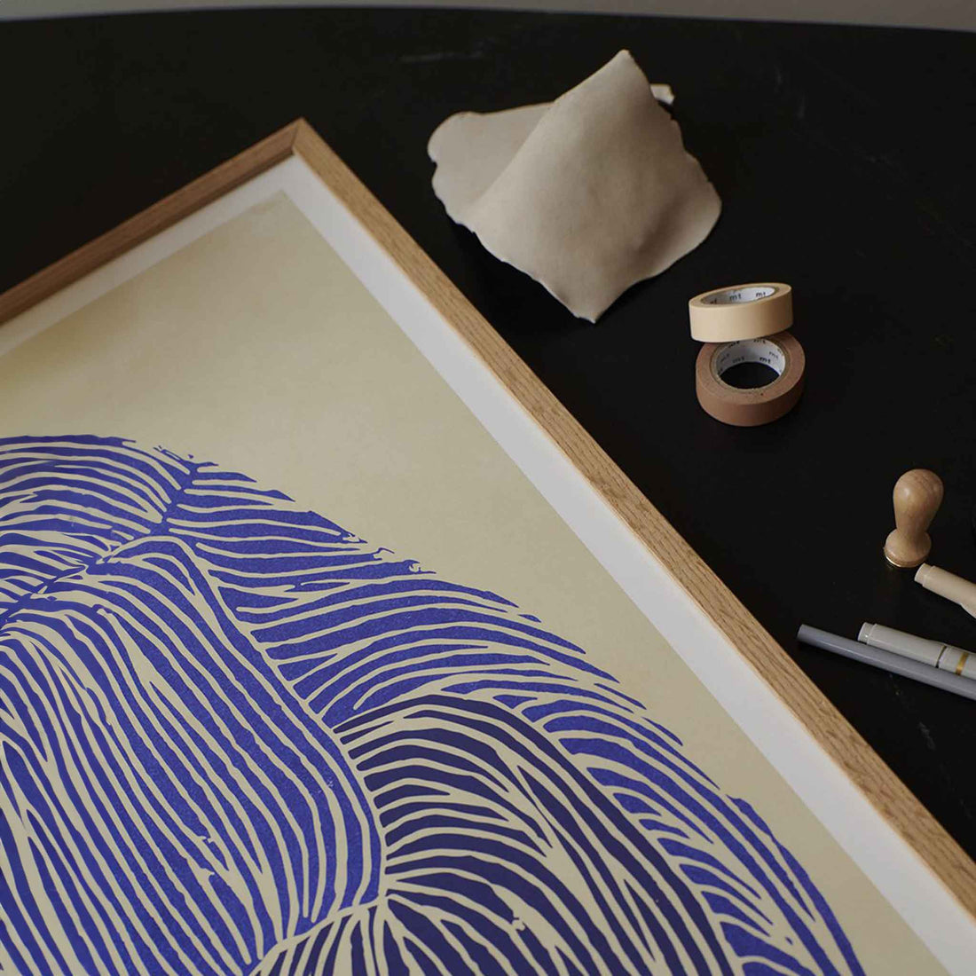 木製ポスターフレーム A4 オーク材 無垢材 枠の幅が細いタイプ – CHLOROS