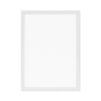 スカンジナビアのクラフトマンシップにインスパイアされた、北欧デザインの美学が息づく天然木製のポスターフレーム。温もりある無垢材と洗練されたスリムなフォルムが融合し、アートポスターや写真をすっきりと引き立てながら、空間全体に落ち着きと上質さをもたらします。上質な天然木を使用したフレームは、不透明ながらも木目の自然な表情をほのかに感じさせ、ナチュラルでありながら現代的な雰囲気も演出します。金属製のハンガーが裏面に取り付けられており、縦横どちらの向きでも壁に掛けてご使用いただけます。アルミフレームにはない自然素材ならではの豊かな質感とぬくもりは、北欧諸国でも高く評価され、定番のインテリアアイテムとして広く親しまれています。シンプルで飽きのこないデザインは、ミニマルインテリアやナチュラルテイストのお部屋にも自然に調和し、日常に木の優しさと北欧らしい上質な空気を添えてくれます。