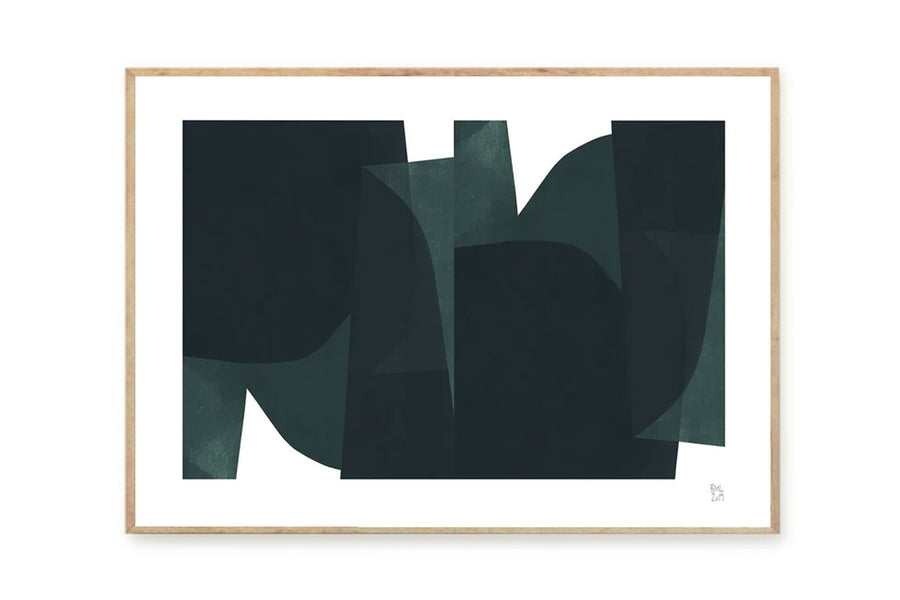 Poster & Frame（ポスター アンド フレーム）は、デンマーク・コペンハーゲン発のポスターブランドで、北欧デザインに特化した高品質なアートポスターを展開しています。抽象アートや幾何学模様、タイポグラフィ、写真アートなど、国内外の優れたアーティストの作品を厳選。洗練されたミニマルデザインで、現代の多様なインテリアスタイルに調和するアイテムを提案しています。使用する用紙とインクは環境に配慮した素材を採用し、サステナブルなものづくりを実現。モダン、北欧ナチュラルなどの空間に自然と馴染み、リビング、寝室、玄関、カフェ、オフィス、書斎など、あらゆる場所で壁掛けアートとして活躍します。北欧ポスター、アートプリント、インテリアアート、デンマークデザイン、ギャラリーウォールなどに関心のある方に最適な、空間に静けさと個性をもたらすプロフェッショナルなポスターコレクションです。