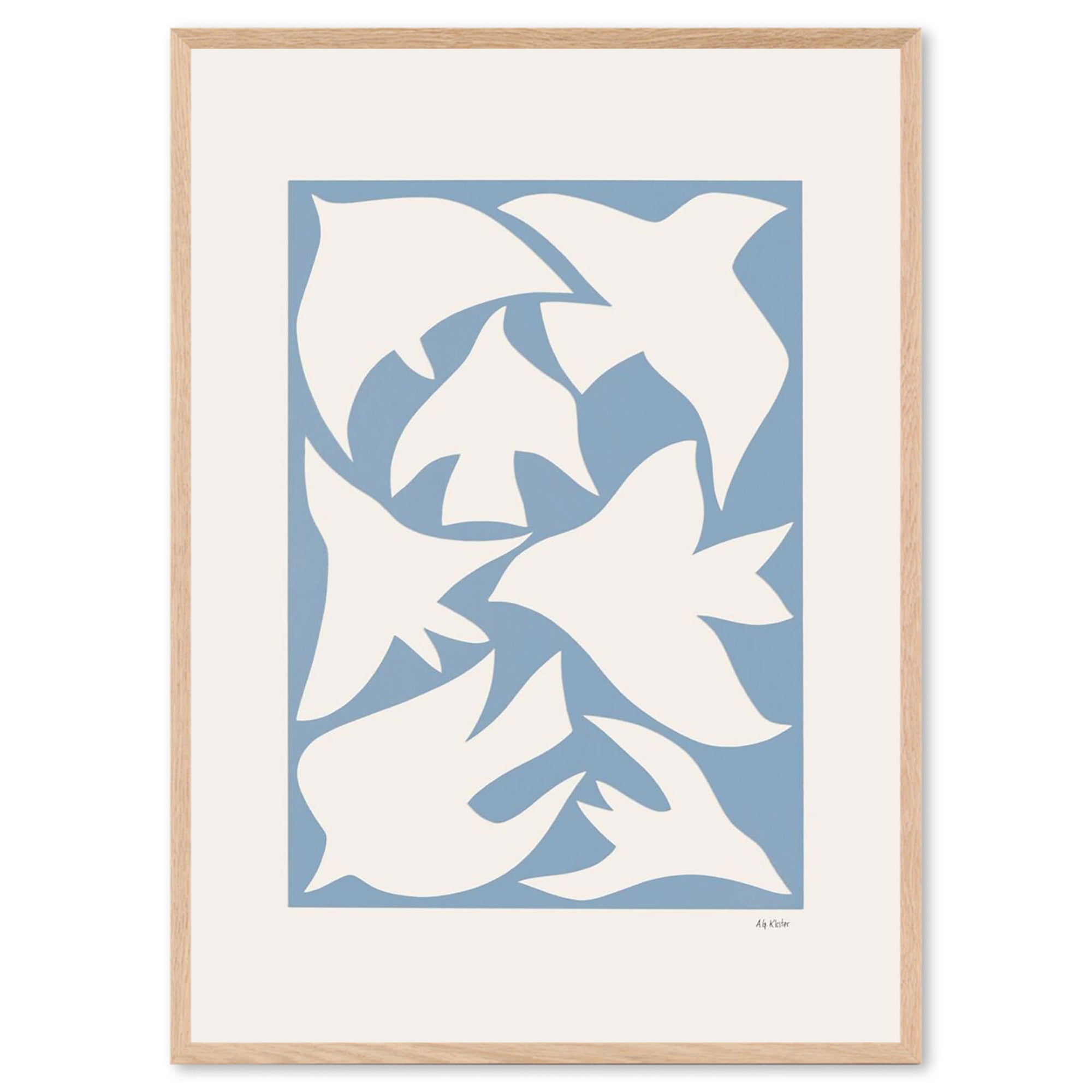 Poster & Frame（ポスター アンド フレーム）は、デンマーク・コペンハーゲン発のポスターブランドで、北欧デザインに特化した高品質なアートポスターを展開しています。抽象アートや幾何学模様、タイポグラフィ、写真アートなど、国内外の優れたアーティストの作品を厳選。洗練されたミニマルデザインで、現代の多様なインテリアスタイルに調和するアイテムを提案しています。使用する用紙とインクは環境に配慮した素材を採用し、サステナブルなものづくりを実現。モダン、北欧ナチュラルなどの空間に自然と馴染み、リビング、寝室、玄関、カフェ、オフィス、書斎など、あらゆる場所で壁掛けアートとして活躍します。北欧ポスター、アートプリント、インテリアアート、デンマークデザイン、ギャラリーウォールなどに関心のある方に最適な、空間に静けさと個性をもたらすプロフェッショナルなポスターコレクションです。