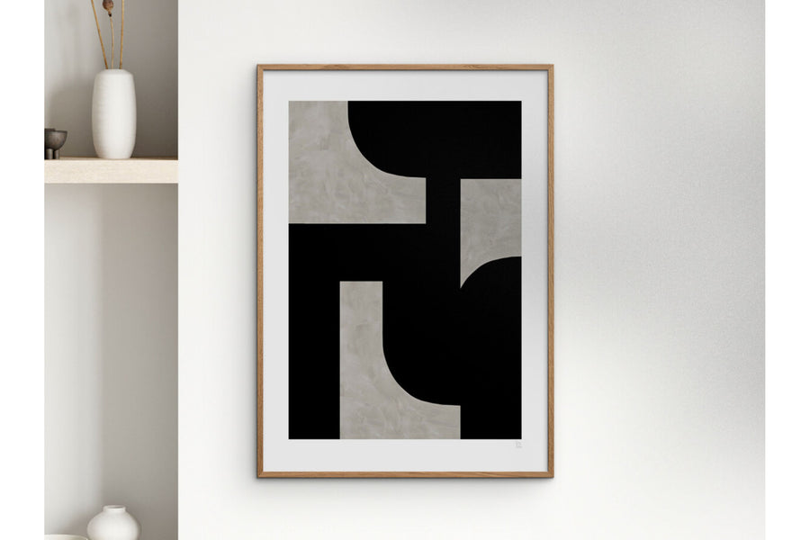 Poster&amp;Frameは、2018年に設立されたスカンジナビアのデザインウェブショップです。新しい会社ですが過去6年間、デンマークのデザイン、広告、およびデザイン業界で懸命に取り組んできた経験豊富なチームメンバーで構成され、500人以上の国内および国際的なアーティストによるオリジナルアート作品を提供しています。