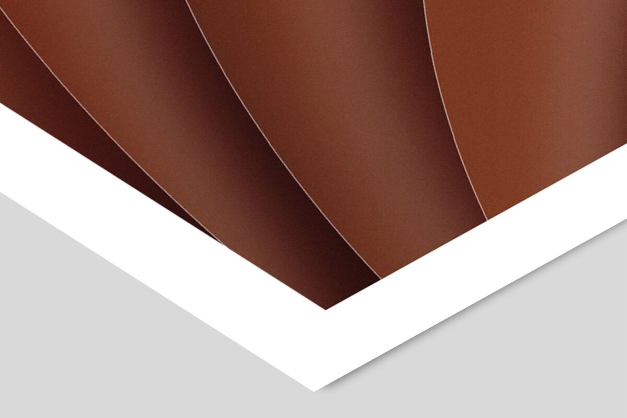 Poster&Frameは、2018年に設立されたスカンジナビアのデザインウェブショップです。新しい会社ですが過去6年間、デンマークのデザイン、広告、およびデザイン業界で懸命に取り組んできた経験豊富なチームメンバーで構成され、500人以上の国内および国際的なアーティストによるオリジナルアート作品を提供しています。