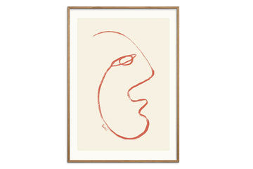 Poster&Frameは、2018年に設立されたスカンジナビアのデザインウェブショップです。新しい会社ですが過去6年間、デンマークのデザイン、広告、およびデザイン業界で懸命に取り組んできた経験豊富なチームメンバーで構成され、500人以上の国内および国際的なアーティストによるオリジナルアート作品を提供しています。