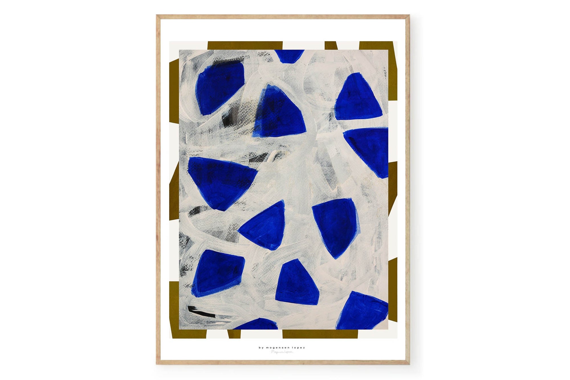 Poster & Frame（ポスター アンド フレーム）は、デンマーク・コペンハーゲン発のポスターブランドで、北欧デザインに特化した高品質なアートポスターを展開しています。抽象アートや幾何学模様、タイポグラフィ、写真アートなど、国内外の優れたアーティストの作品を厳選。洗練されたミニマルデザインで、現代の多様なインテリアスタイルに調和するアイテムを提案しています。使用する用紙とインクは環境に配慮した素材を採用し、サステナブルなものづくりを実現。モダン、北欧ナチュラルなどの空間に自然と馴染み、リビング、寝室、玄関、カフェ、オフィス、書斎など、あらゆる場所で壁掛けアートとして活躍します。北欧ポスター、アートプリント、インテリアアート、デンマークデザイン、ギャラリーウォールなどに関心のある方に最適な、空間に静けさと個性をもたらすプロフェッショナルなポスターコレクションです。