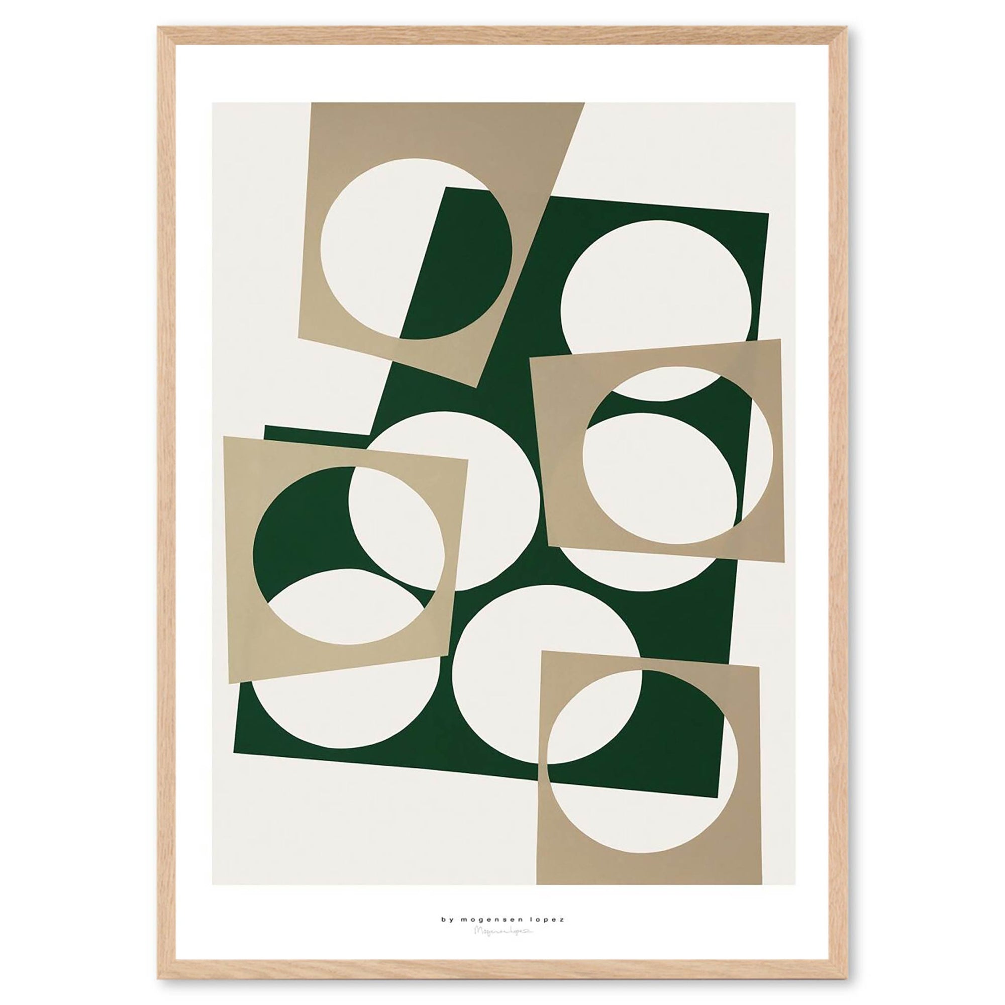 Poster & Frame（ポスター アンド フレーム）は、デンマーク・コペンハーゲン発のポスターブランドで、北欧デザインに特化した高品質なアートポスターを展開しています。抽象アートや幾何学模様、タイポグラフィ、写真アートなど、国内外の優れたアーティストの作品を厳選。洗練されたミニマルデザインで、現代の多様なインテリアスタイルに調和するアイテムを提案しています。使用する用紙とインクは環境に配慮した素材を採用し、サステナブルなものづくりを実現。モダン、北欧ナチュラルなどの空間に自然と馴染み、リビング、寝室、玄関、カフェ、オフィス、書斎など、あらゆる場所で壁掛けアートとして活躍します。北欧ポスター、アートプリント、インテリアアート、デンマークデザイン、ギャラリーウォールなどに関心のある方に最適な、空間に静けさと個性をもたらすプロフェッショナルなポスターコレクションです。