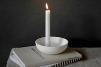 Storefactoryはスウェーデンのインテリアブランドです。彼らのデザインは商品ラインナップをみても分かるようにクリーンでミニマルな代表的なスカンジナビアンデザインであるのが特長です。