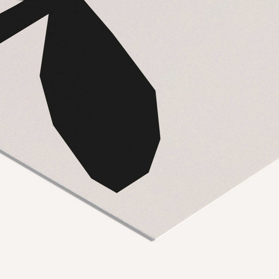 PSTR Studioは、美しく意味のあるアートをすべての人に届けたいという想いから誕生した、アート愛好家によるオンラインアートショップです。アート初心者からコレクターまで、誰もが心から惹かれる一枚に出会えるよう、遊び心と洗練されたデザインを融合させたアートプリントを厳選してご提供しています。新進気鋭の若手から実力派アーティストまで、個性豊かな作品を取り扱っています。当店のファインアートプリントは、色彩の美しさと細部の再現性に優れた高品質ジークレー印刷を採用。リビングや寝室、オフィスなど、さまざまな空間に上質な彩りを添えるインテリアアートとして最適です。作品を選び、飾るという行為を通じて、アートをより身近に感じ、日常に感性豊かな時間を取り入れるお手伝いをすることが私たちの目指す姿です。