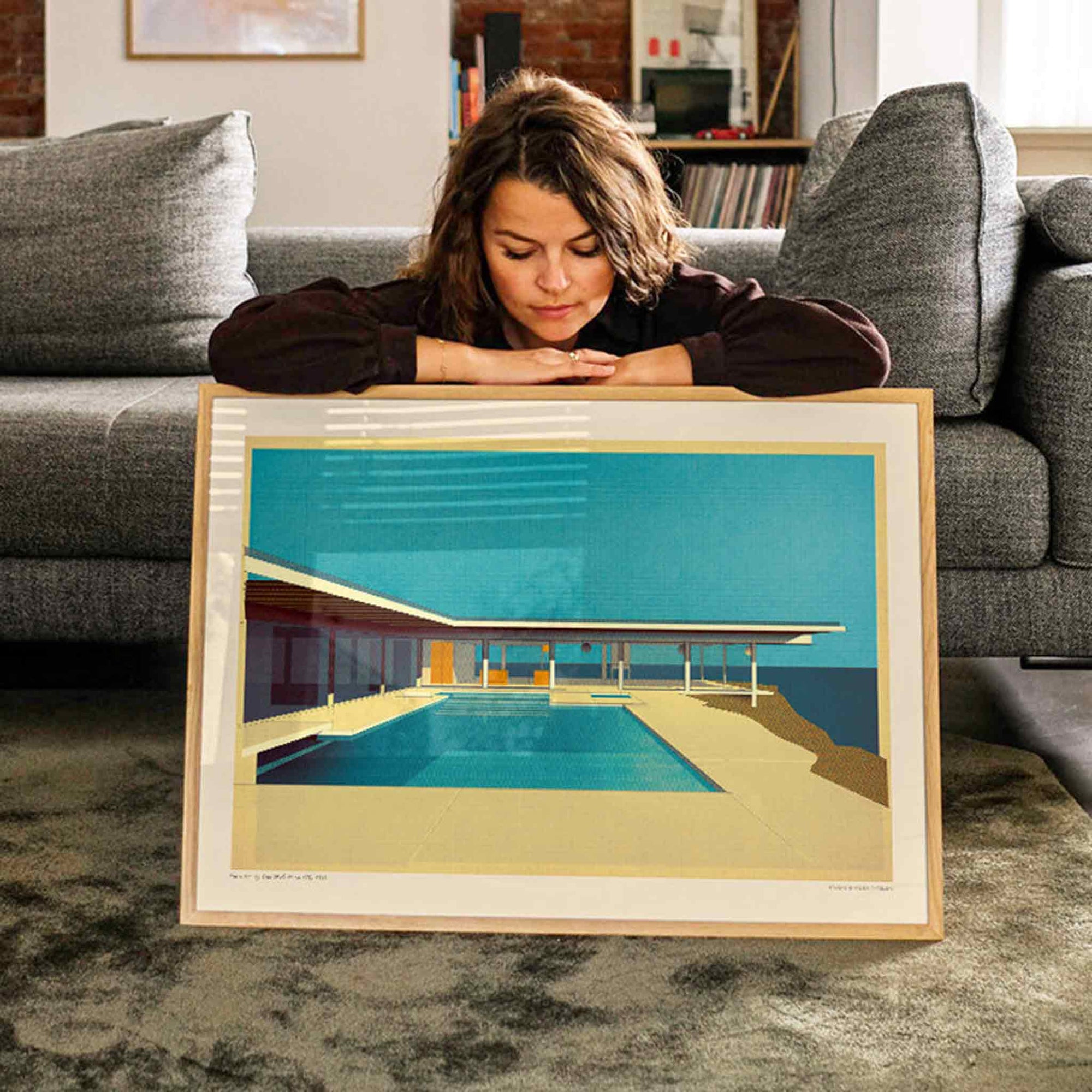 PSTR Studioは、美しく意味のあるアートをすべての人に届けたいという想いから誕生した、アート愛好家によるオンラインアートショップです。アート初心者からコレクターまで、誰もが心から惹かれる一枚に出会えるよう、遊び心と洗練されたデザインを融合させたアートプリントを厳選してご提供しています。新進気鋭の若手から実力派アーティストまで、個性豊かな作品を取り扱っています。当店のファインアートプリントは、色彩の美しさと細部の再現性に優れた高品質ジークレー印刷を採用。リビングや寝室、オフィスなど、さまざまな空間に上質な彩りを添えるインテリアアートとして最適です。作品を選び、飾るという行為を通じて、アートをより身近に感じ、日常に感性豊かな時間を取り入れるお手伝いをすることが私たちの目指す姿です。