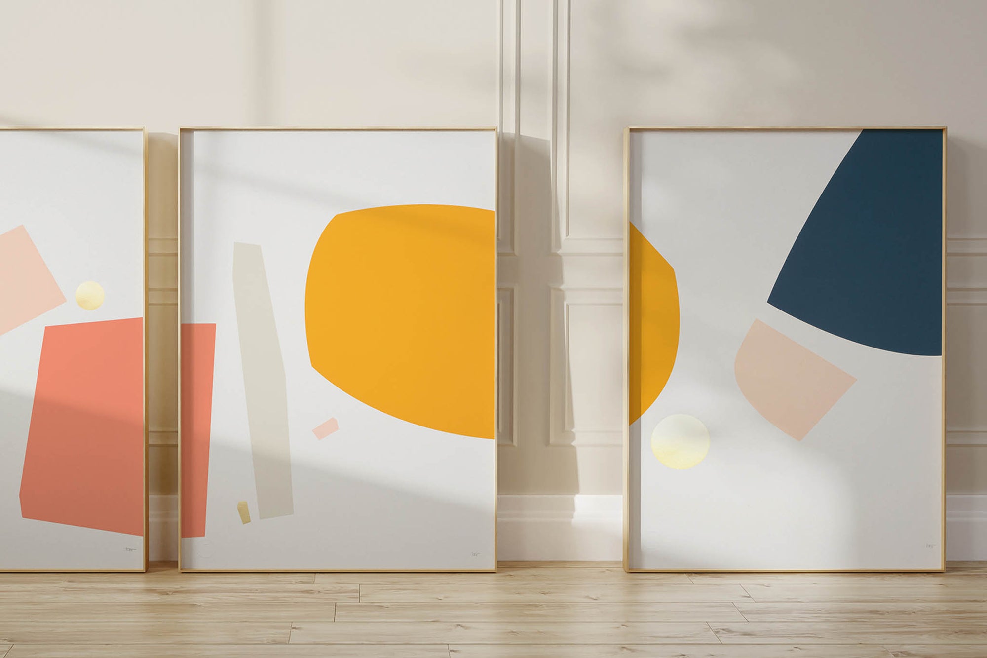 Tom Pigeonは、アーティストのKirsty Thomasによって設立されたデザインスタジオです。自然や建築などに見られる形、色、パターンなどからインスピレーションを得て英国で製品を作成しています。