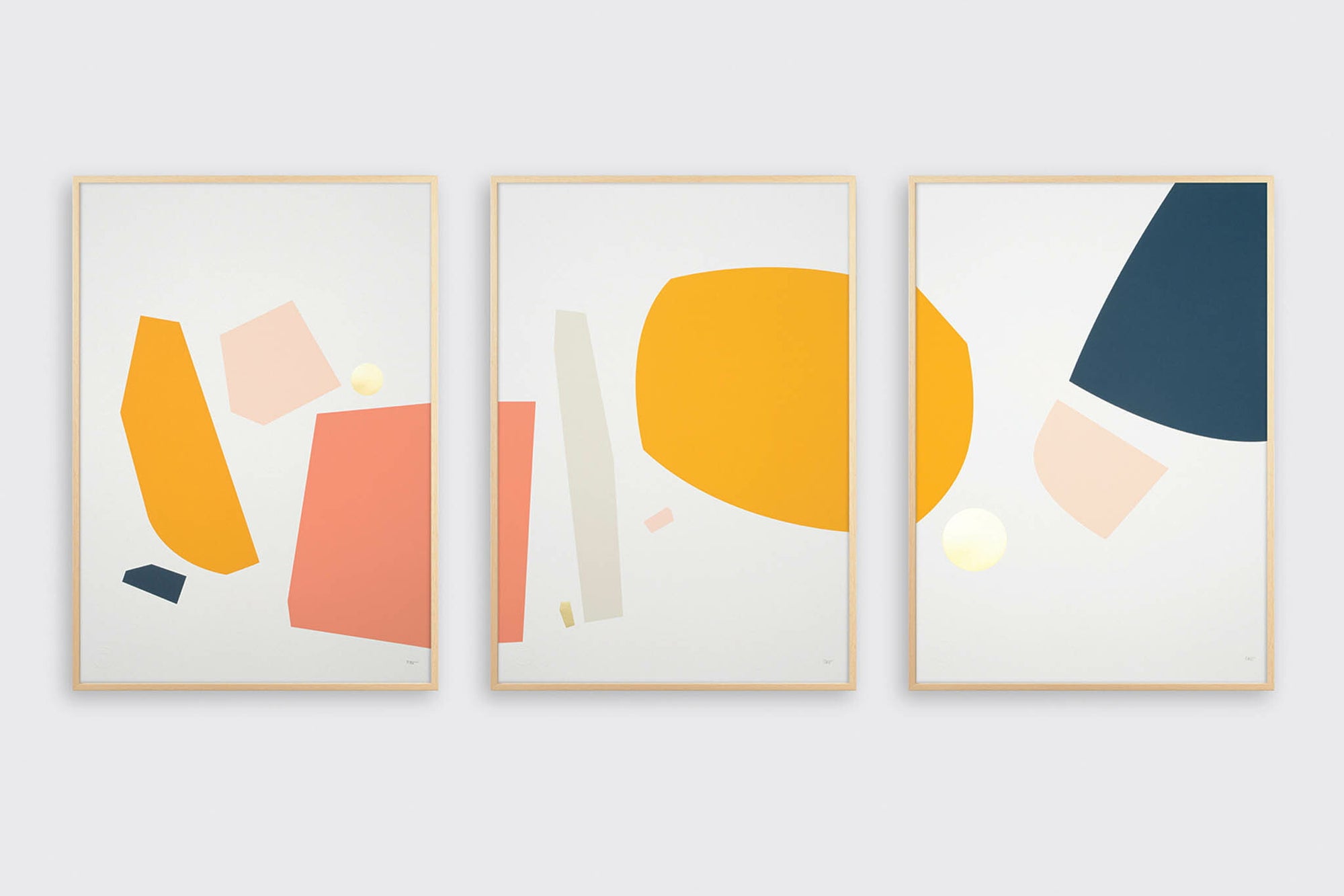 Tom Pigeonは、アーティストのKirsty Thomasによって設立されたデザインスタジオです。自然や建築などに見られる形、色、パターンなどからインスピレーションを得て英国で製品を作成しています。