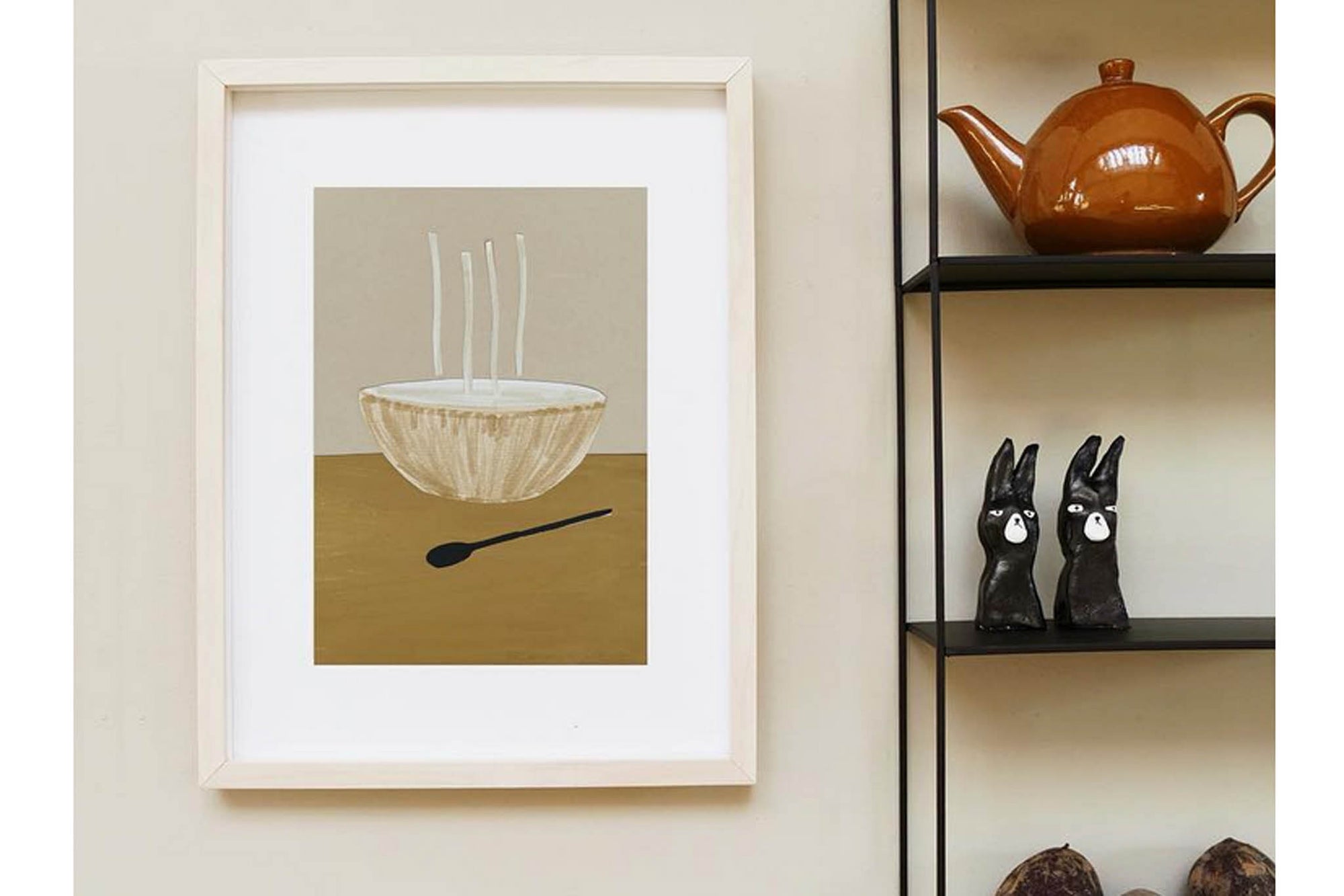 Ted &amp; Toneはオランダのイラストレーションブランドです。2003年に4体の手作り人形から始まったTed &amp; Toneは、子供たちのスペース向けに遊び心のあるデザインで環境に優しい素材のプリントを提供することに重点を置いています。ミニマルなアースカラーを基調として子供から大人まで楽しめるような素敵なタッチの作品です。