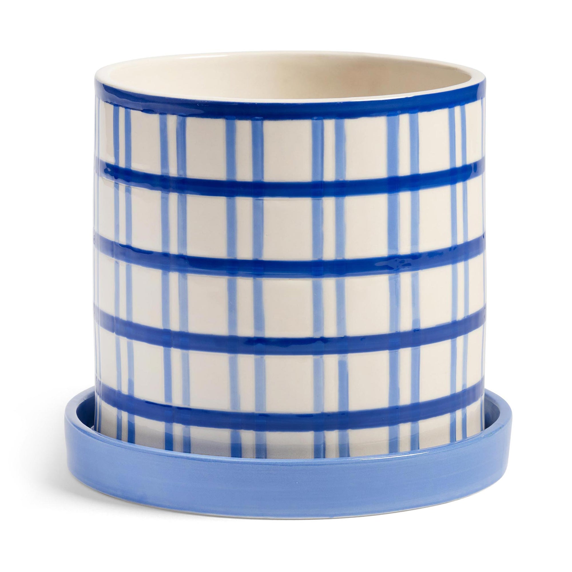 オランダ・アムステルダム発のインテリアブランド&Klevering（アンド・クレベリング）は、1992年の創業以来、「デザインを最優先に」という理念のもと、カラフルで個性的なホームアクセサリーを展開しています。アムステルダムらしいオリジナリティを大切にし、どんな空間にも調和しながらも印象的な存在感を放つデザインが魅力です。&Kleveringのアイテムは、自宅用としてはもちろん、贈り物にも最適です。コレクションはすべてチームで丁寧に作り上げられ、現代アートやヴィンテージスタイルからインスピレーションを受けたユニークでタイムレスなデザインを追求しています。また、「Buro Berger」というブランド名でも著名なアーティストとのコラボレーションを行い、革新性と伝統を両立しながら、常に新しい驚きを届けています。