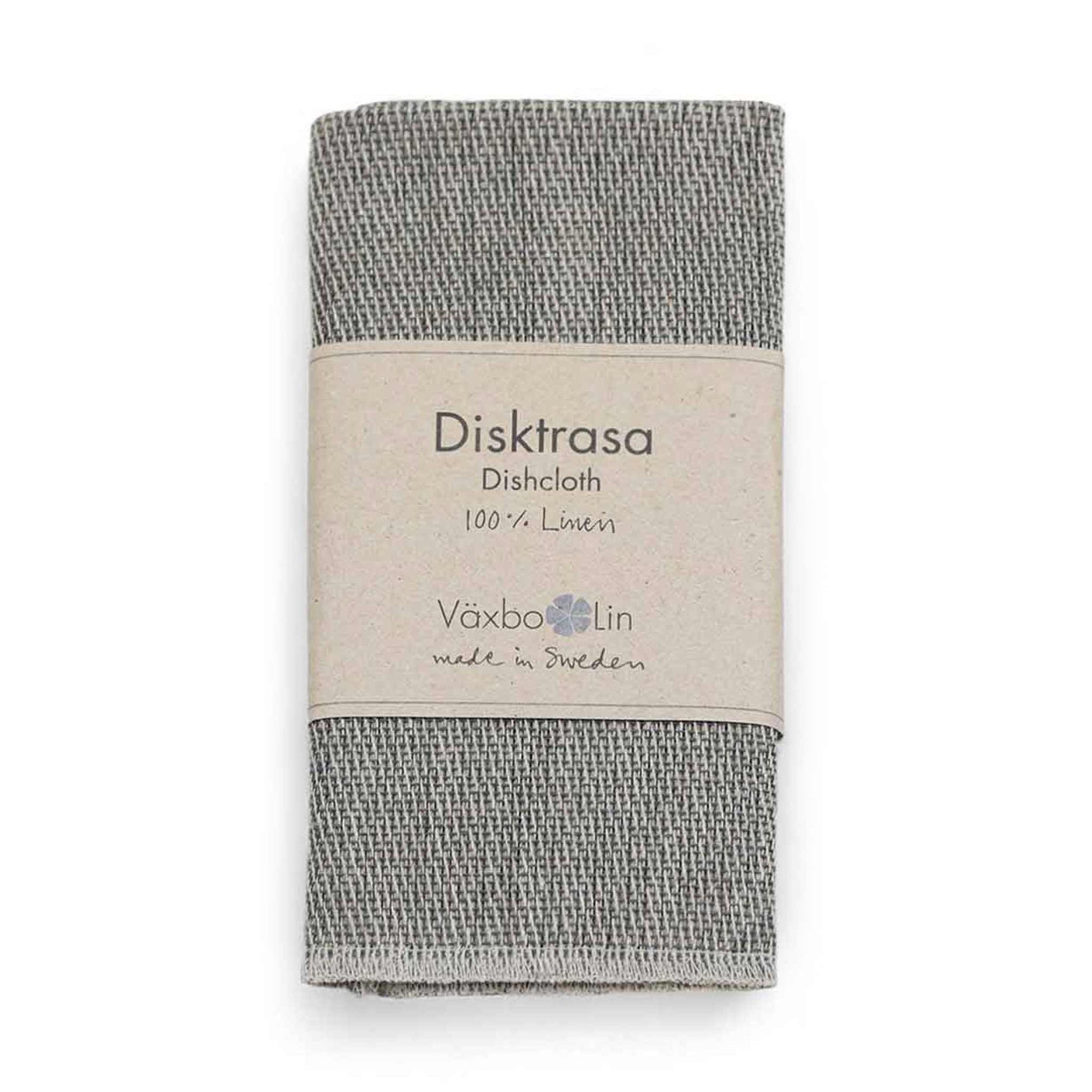 Vaxbo Lin（ヴェクスボ・リン）は、1990年にスウェーデン・ヘルシングランド地方で創業されました。この地では古くからリネンの生産が行われており、その伝統を受け継ぐ形で設立されました。2006年からはハンナとヤコブ・ブルースが工場を引き継ぎ、現在も全ての製品を地元で織り、縫製しています。多くの企業が海外に生産を移す中、スウェーデン国内でのものづくりにこだわり、職人の技術と地域の雇用を守ることを大切にしています。ヴェクスボ・リンでは、古くから受け継がれてきたクラフトマンシップと、現代的な美しさを兼ね備えたデザインを融合させ、日常使いできる高品質なリネン製品を作り出しています。リネンは自然素材でありながら耐久性に優れ、適切に扱えば何十年、時には世代を超えて使い続けられるものです。彼らは「より少なく、より良いものを持つ」という価値観を大切にしており、消費のスピードが増す現代において、本当に必要で長く愛用できるアイテムを提供することが使命だと考えています。