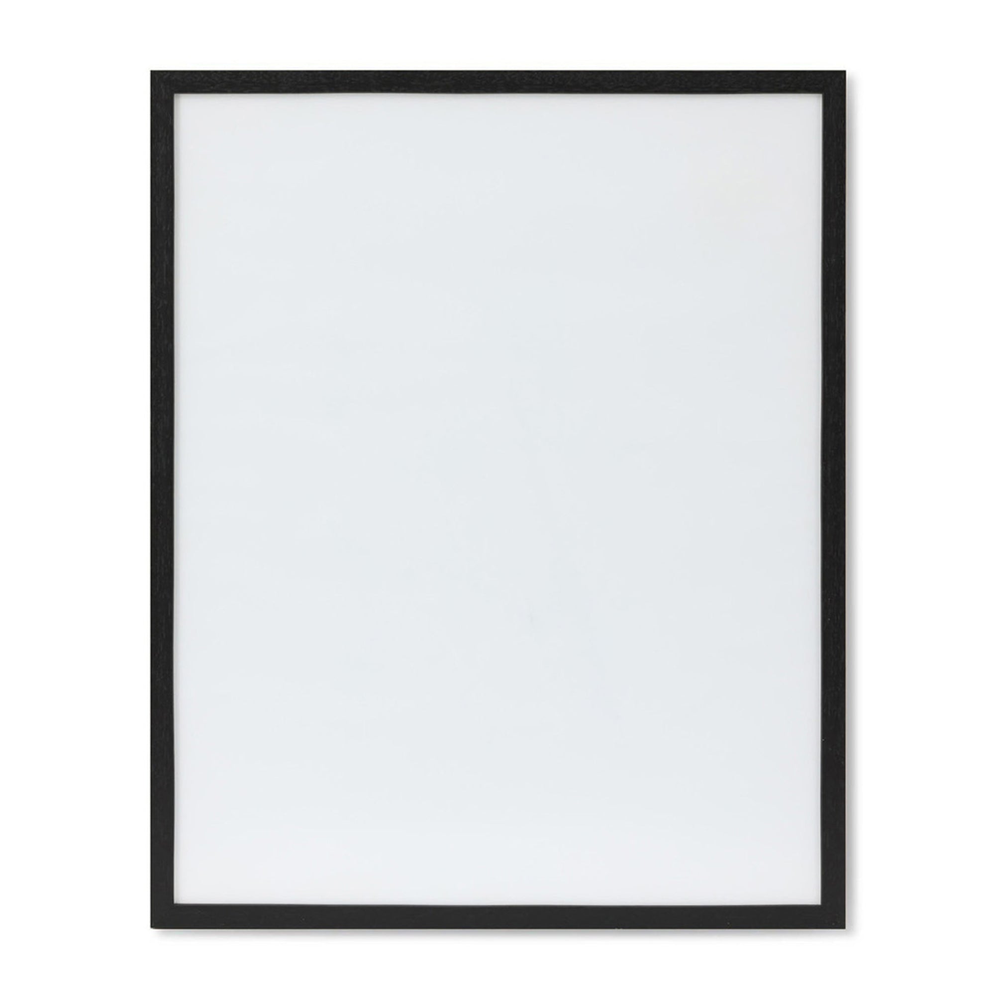 スカンジナビアのクラフトマンシップにインスパイアされた、北欧デザインの美学が息づく天然木製ポスターフレーム。スリムなフォルムがアートや写真をすっきりと引き立てつつ、空間に落ち着きと上質さを添えます。自然な表情が感じられるフレームは、ナチュラルでありながら現代的な雰囲気も演出。金属製ハンガー付きで縦横どちらでも壁掛け可能です。自然素材ならではの豊かな質感とやさしい風合いは、北欧諸国でも広く親しまれ、ミニマルやナチュラルテイストのインテリアに自然に調和します。本商品は低反射アクリル板を使用しており、片面は低反射加工、もう片面は通常アクリルです。お好みでどちらの面も使用可能ですが、通常面もやや暗く見える場合があります。ポスターの色味や鮮明さを重視される方は、低反射タイプでない製品をおすすめします。