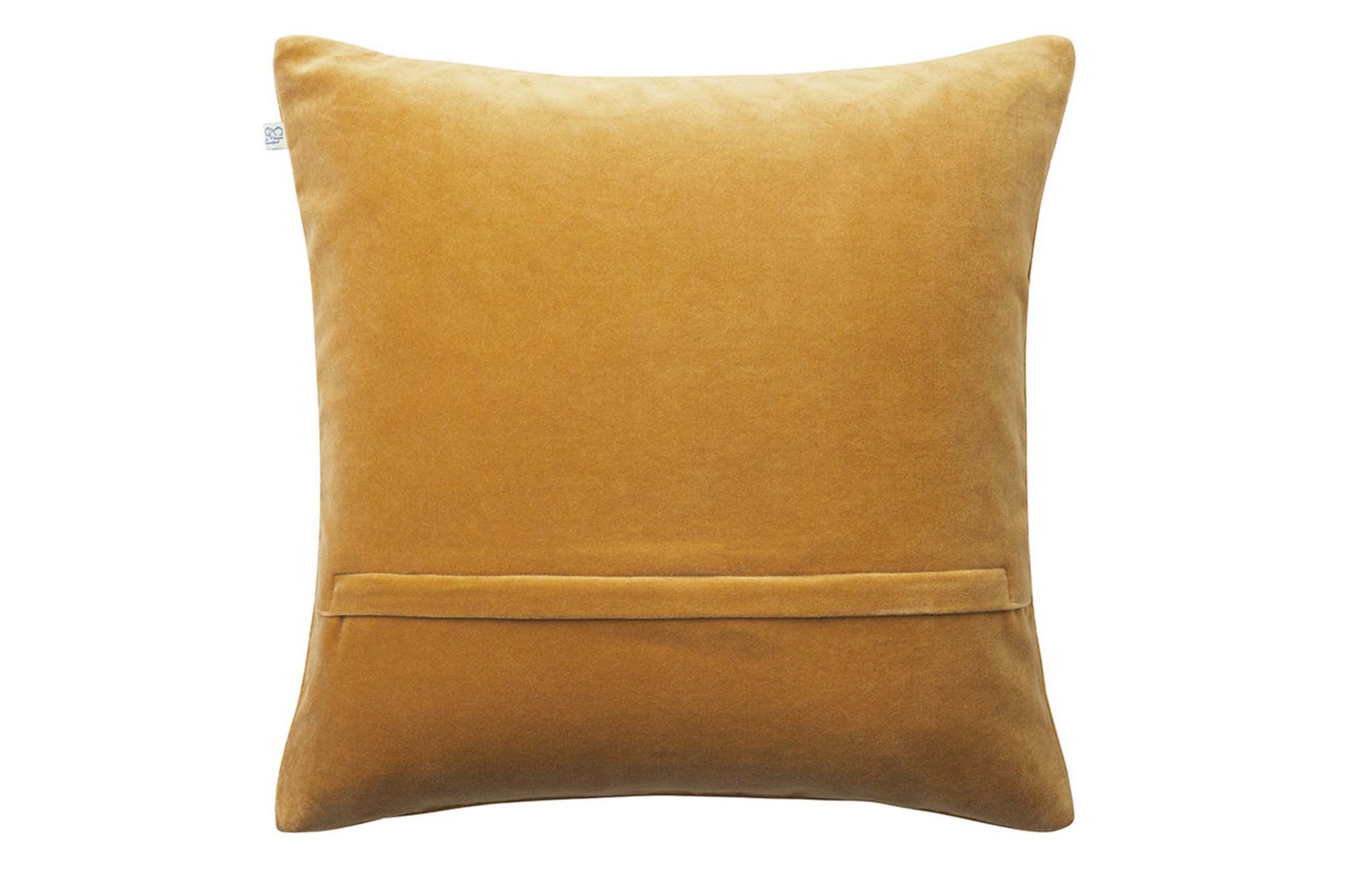 Chhatwal & Jonssonは、Stig JonssonとGeetali Chhatwal Jonssonによって創設されたスウェーデンのブランドです。主にクッションやラグなどのテキスタイル商品を製造しています。スカンジナビアンデザインとインドの手工芸品を組み合わせるというアイデアから始まったブランドは現在25か国の店舗で展開する有名なブランドに成長しました。