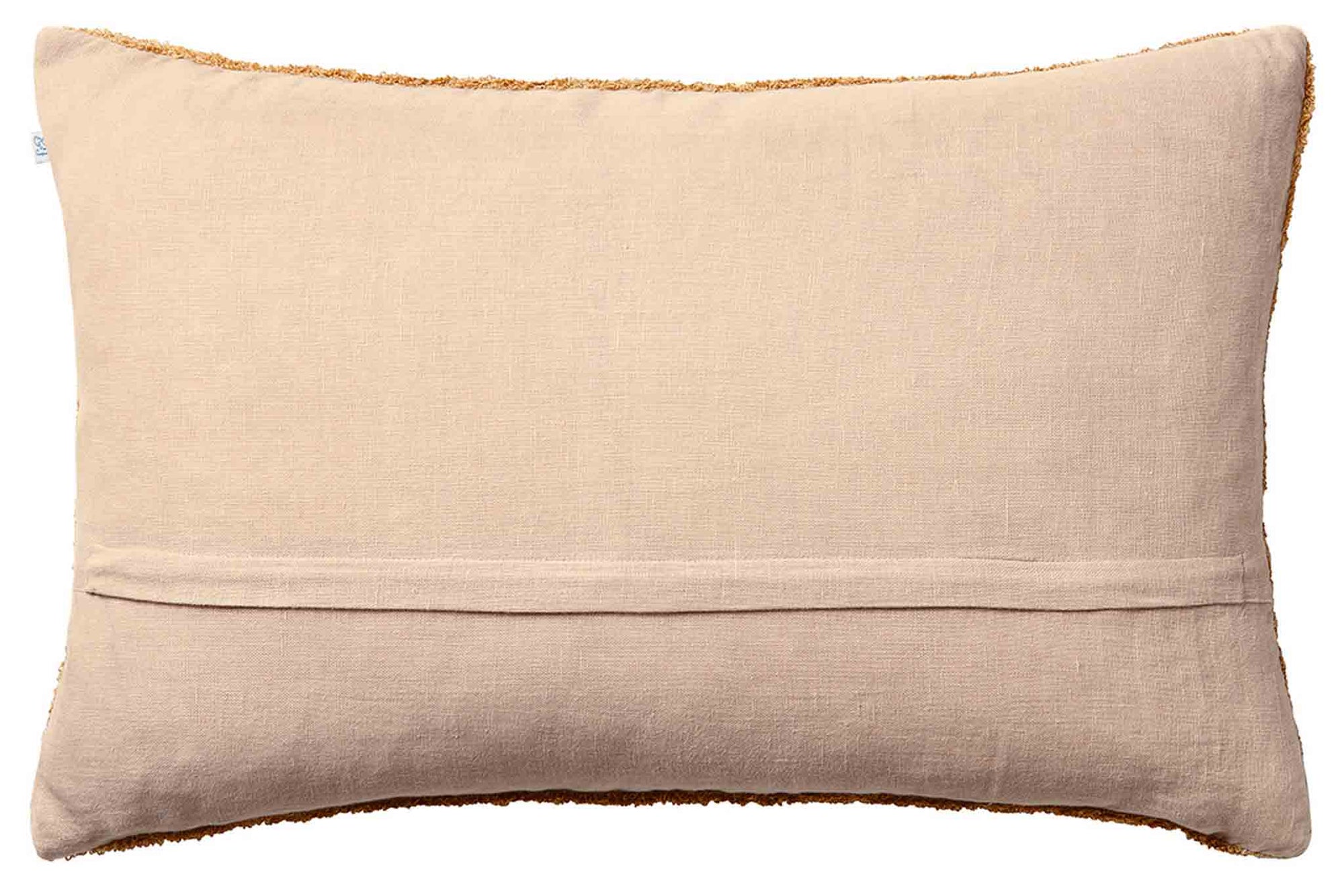 Chhatwal & Jonssonは、Stig JonssonとGeetali Chhatwal Jonssonによって創設されたスウェーデンのブランドです。主にクッションやラグなどのテキスタイル商品を製造しています。スカンジナビアンデザインとインドの手工芸品を組み合わせるというアイデアから始まったブランドは現在25か国の店舗で展開する有名なブランドに成長しました。