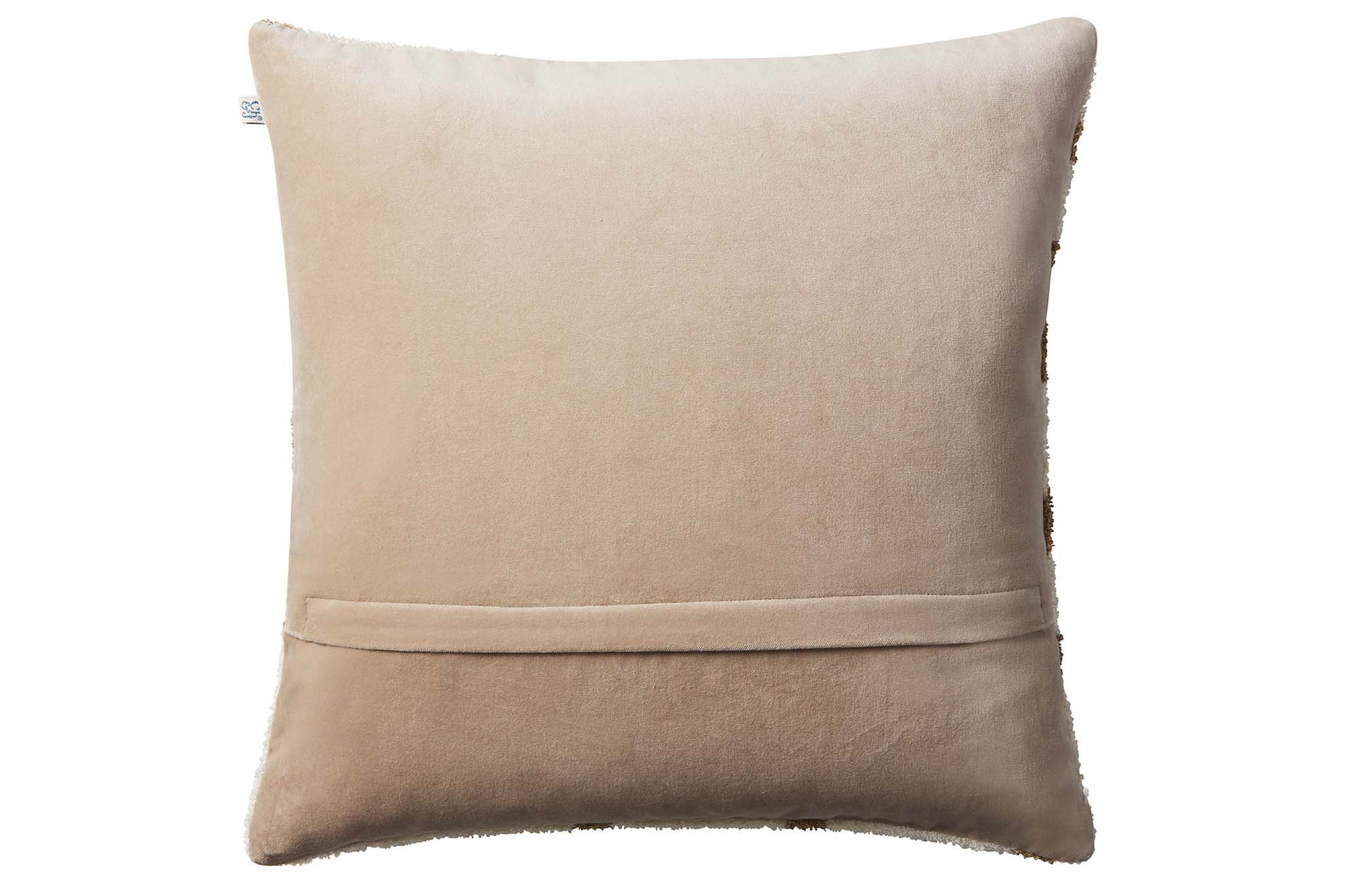 Chhatwal & Jonssonは、Stig JonssonとGeetali Chhatwal Jonssonによって創設されたスウェーデンのブランドです。主にクッションやラグなどのテキスタイル商品を製造しています。スカンジナビアンデザインとインドの手工芸品を組み合わせるというアイデアから始まったブランドは現在25か国の店舗で展開する有名なブランドに成長しました。