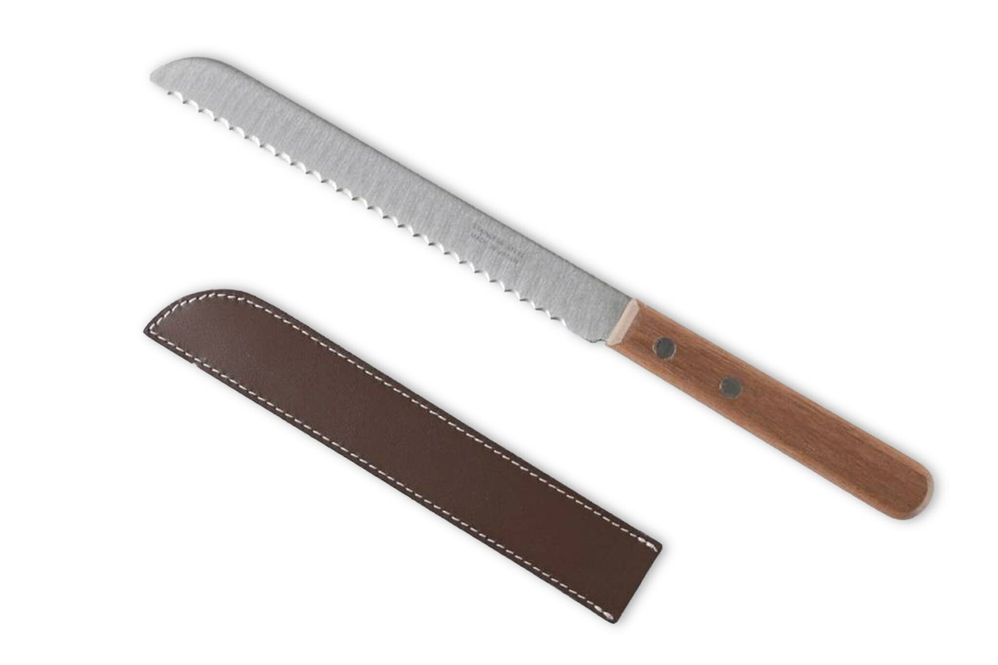 本革のシース(ケース)付きなので持ち運びが便利。アウトドアやピクニックで活躍してくれそうです。ちょっと小ぶりサイズなのもかさばらず助かります。