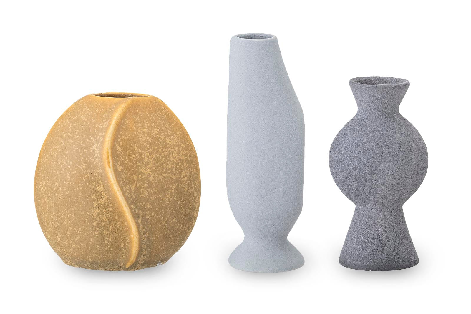 Bloomingvilleは、2000年にデンマークで設立されました。たった2名でスタートした会社は今ではヨーロッパ内40名を超える従業員と、61を超える代理店にまで成長しました。Bloomingvilleの空想的なデザインの製品は全て会社の専属デザイナーによって開発されています。フランスのブロカントに影響を受け、ノスタルジックなスカンジナビアデザインと最新のデザインを融合させたユニークなデザインに仕上がっています。