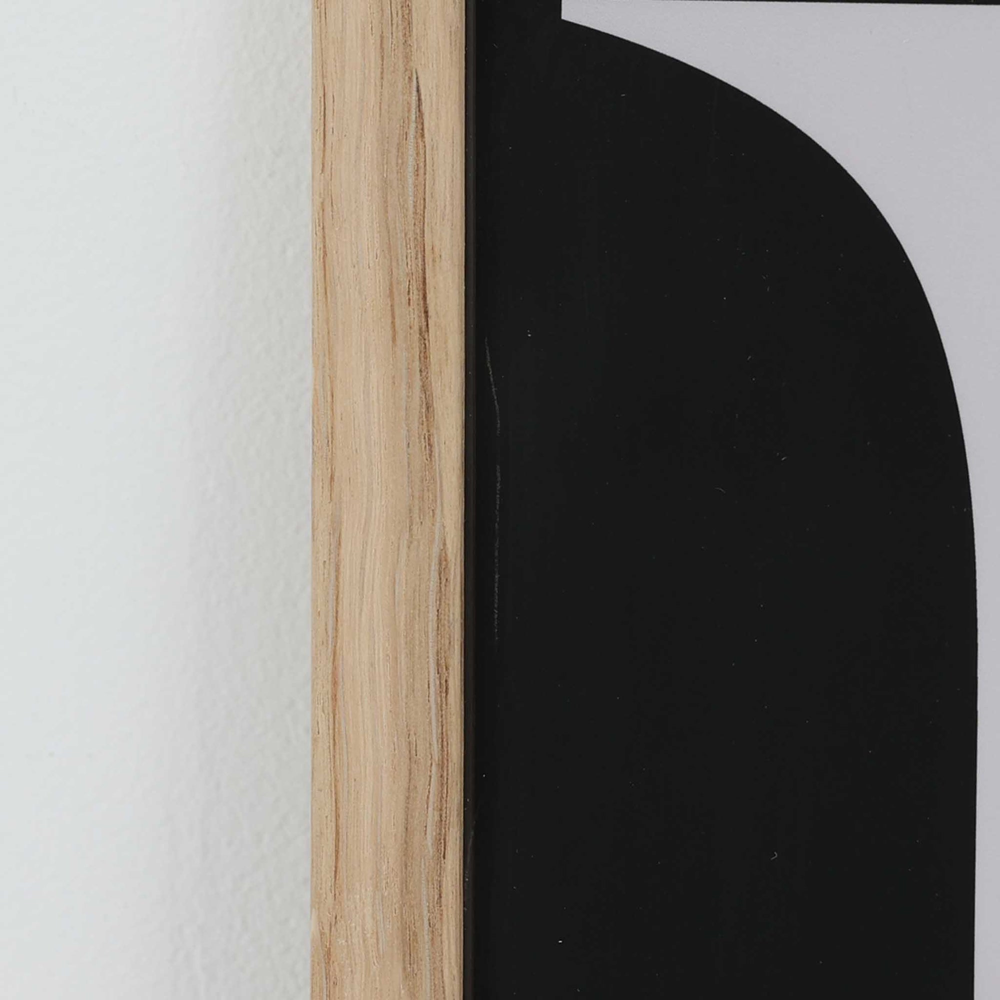 PLAYTYPEはデンマークにあるデザイン会社e-Typesによって設立された世界初の『フォント専門ブランド』。それはただのフォントではありません。歴史やコンテキストが感じられるフォントです。例えば、Berlingskeシリーズのポスターは、1749年に設立され、現在も存在しているデンマーク最古の新聞社『Berlingske Tidende』の為にデザインされたフォントが使用されています。シンプルながらも奥が深いフォントの世界を体験してみましょう。