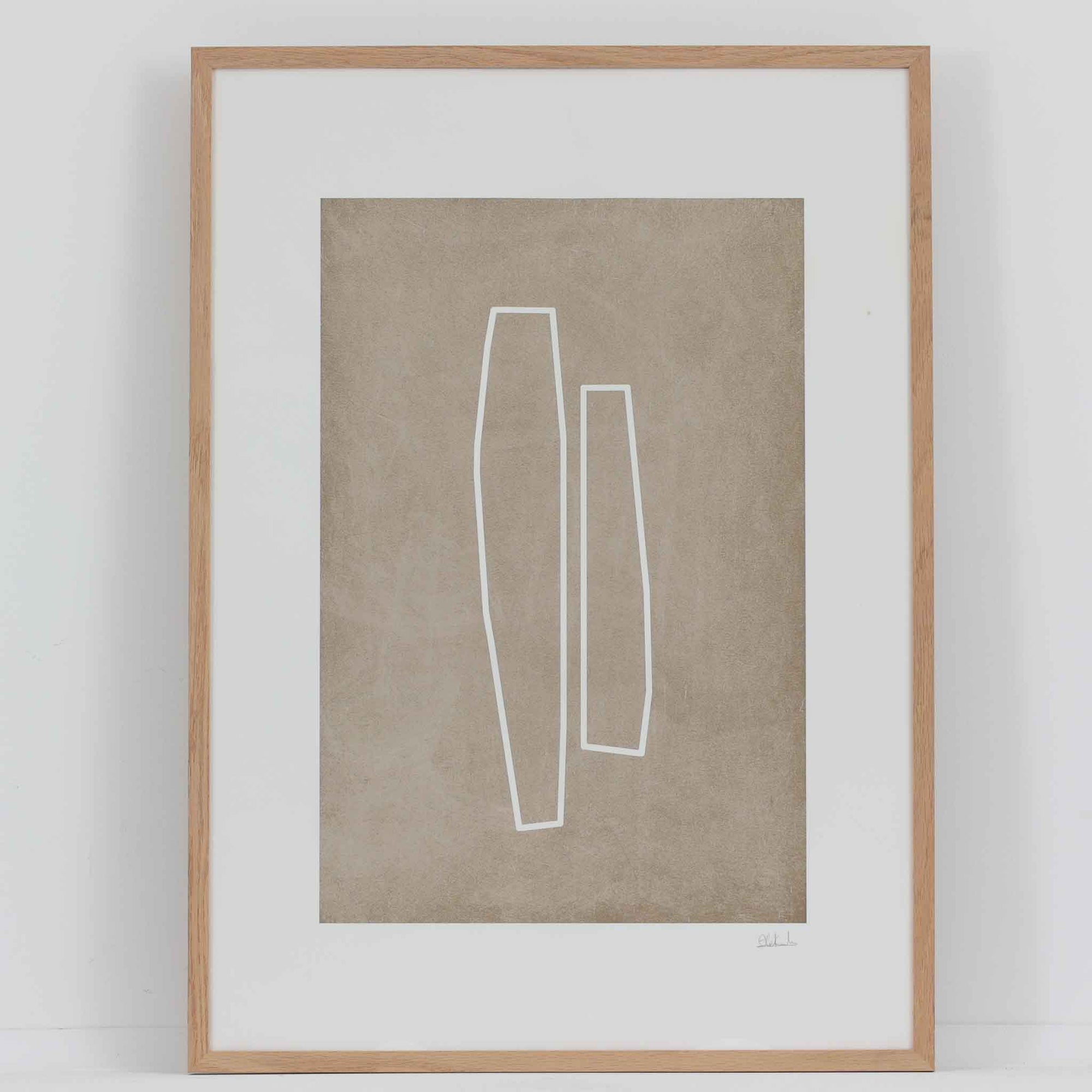 The Poster Club（ポスタークラブ）は、デンマーク・コペンハーゲンを拠点とするオンラインショップで、北欧デザインの高品質なポスターやアートプリントを専門に取り扱っています。新進気鋭の若手アーティストから世界的に活躍する作家まで、多彩なラインナップが魅力。北欧のライフスタイル、ファッション、インテリアデザインのトレンドを取り入れたミニマルで洗練された作品は、シンプルで上質な空間に自然と溶け込みます。ナチュラルインテリアや韓国風の部屋づくり、和モダンテイストにも調和し、アートを取り入れた暮らしを提案。世界中のインテリア雑誌やデザインメディアにも多数掲載されており、感度の高いユーザーからも厚い信頼を集めています。The Poster Clubは、アートプリントを通して日常に美とインスピレーションを届ける、北欧インテリア好きにおすすめのブランドです。