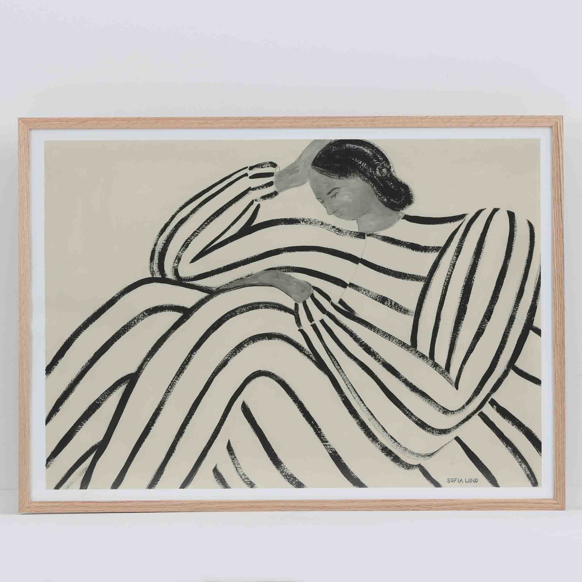 The Poster Club（ポスタークラブ）は、デンマーク・コペンハーゲンを拠点とするオンラインショップで、北欧デザインの高品質なポスターやアートプリントを専門に取り扱っています。新進気鋭の若手アーティストから世界的に活躍する作家まで、多彩なラインナップが魅力。北欧のライフスタイル、ファッション、インテリアデザインのトレンドを取り入れたミニマルで洗練された作品は、シンプルで上質な空間に自然と溶け込みます。ナチュラルインテリアや韓国風の部屋づくり、和モダンテイストにも調和し、アートを取り入れた暮らしを提案。世界中のインテリア雑誌やデザインメディアにも多数掲載されており、感度の高いユーザーからも厚い信頼を集めています。The Poster Clubは、アートプリントを通して日常に美とインスピレーションを届ける、北欧インテリア好きにおすすめのブランドです。