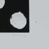 Atelier Cph（アトリエ・シーピーエイチ）は、デンマーク・コペンハーゲンを拠点とするデザインスタジオ兼アートブランドです。ミニマルで構築的なビジュアルを特徴とし、抽象アートやコラージュを中心としたアートポスターを多数手がけています。北欧デザインらしい洗練された感性とバランスの取れた構成美が魅力で、リビング、寝室、書斎、オフィスなど、あらゆる空間に調和と静けさをもたらします。幾何学的なモチーフを用いたアートは、ギャラリーウォールやモダンインテリアのアクセントにも最適。高品質な紙と印刷による仕上がりで、インテリアとしての完成度も高く評価されています。北欧アートポスター、現代アート、ミニマルデザイン、韓国インテリアなど、幅広いスタイルにマッチするスタイリッシュなアートを探している方におすすめです。